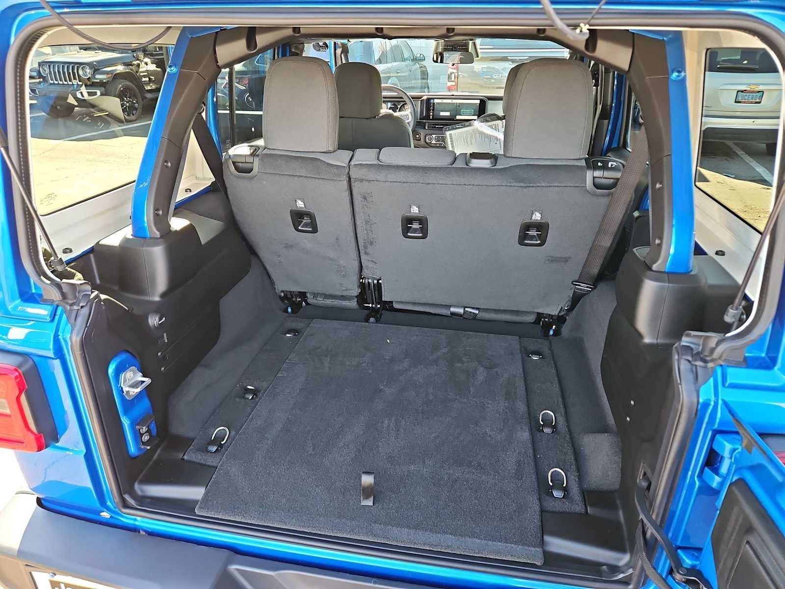 Thumbnail: 2026 Jeep Wrangler - 31