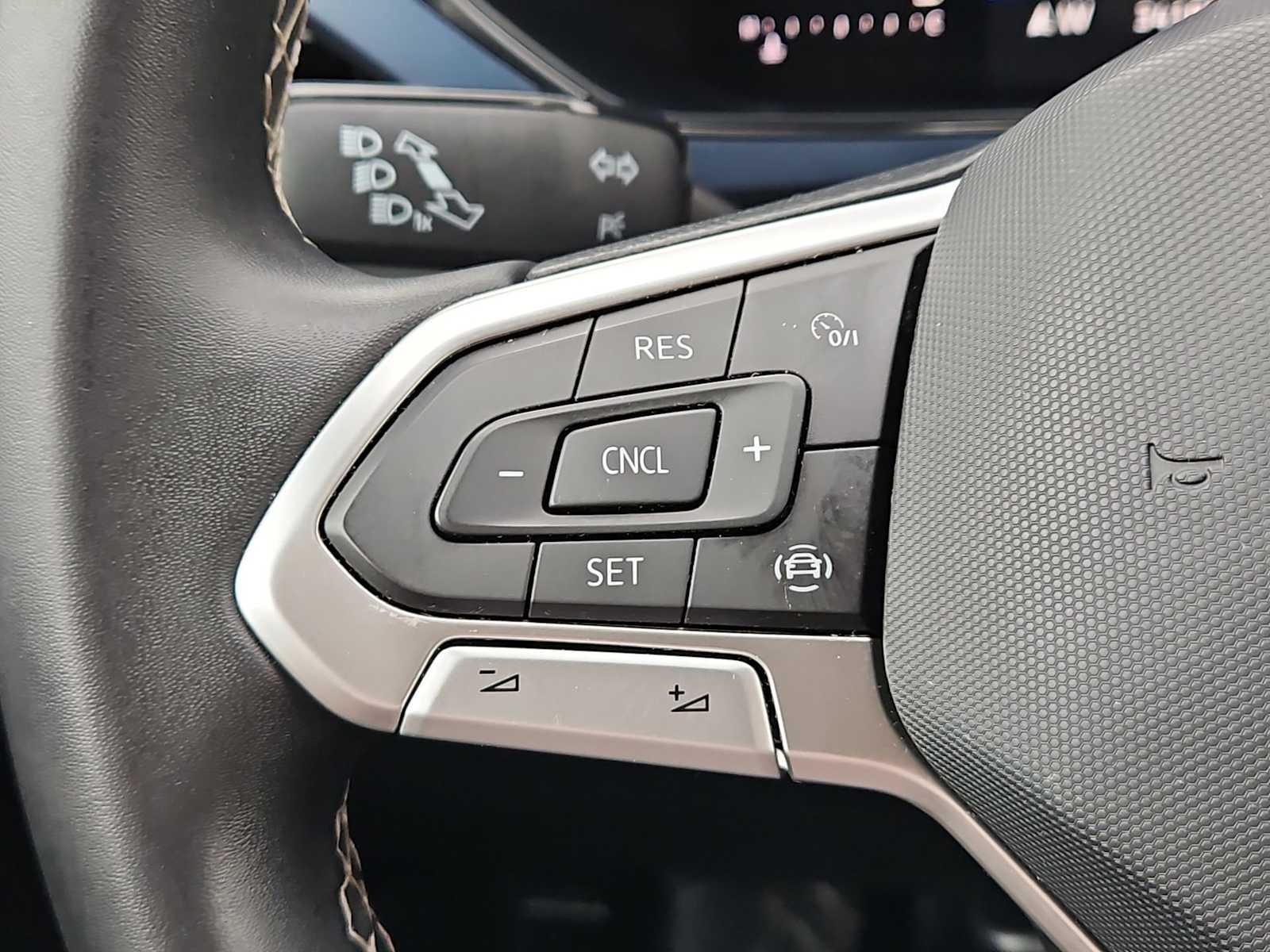 Thumbnail: 2022 Volkswagen Taos - 23