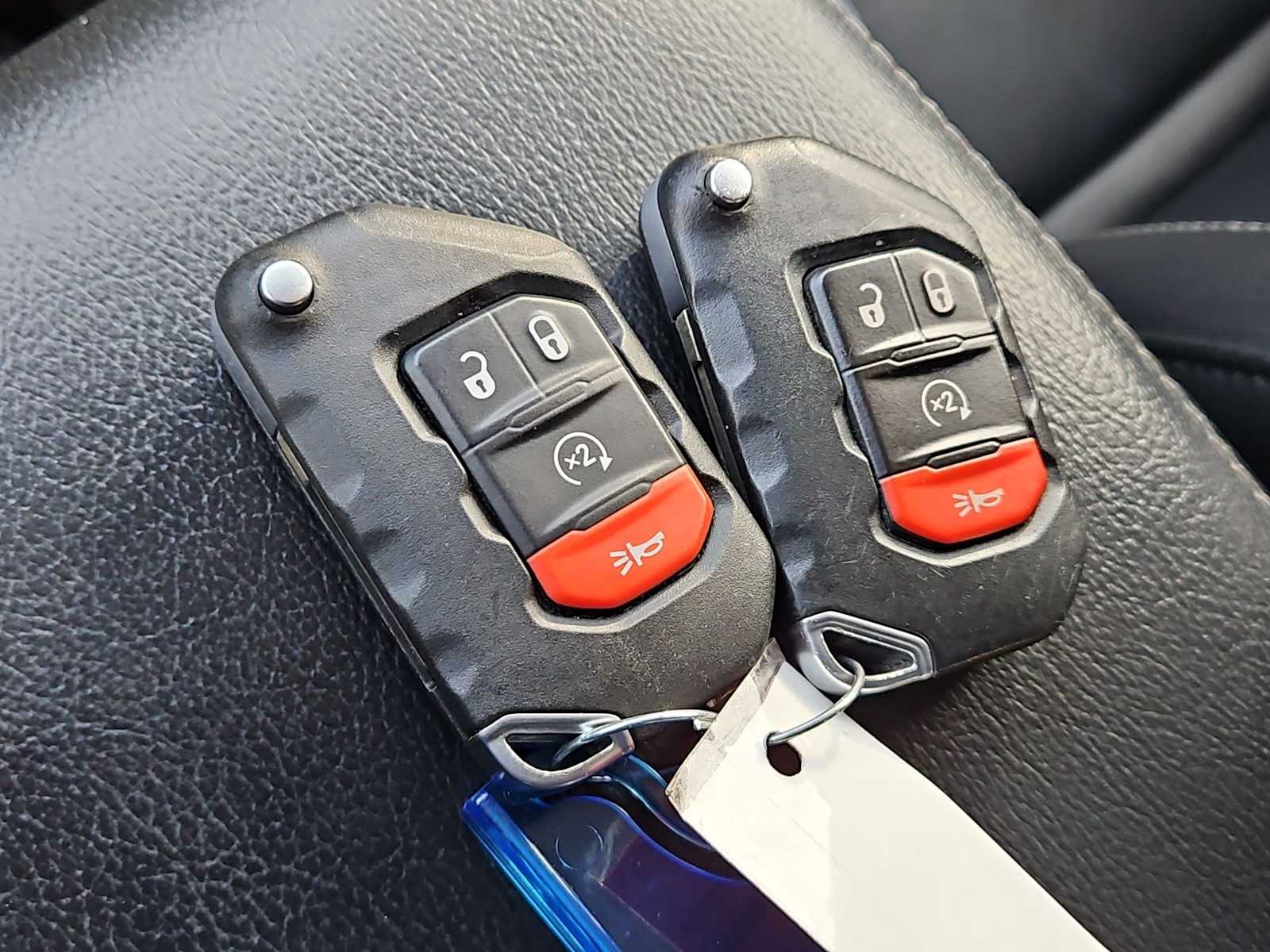 Thumbnail: 2021 Jeep Wrangler - 34