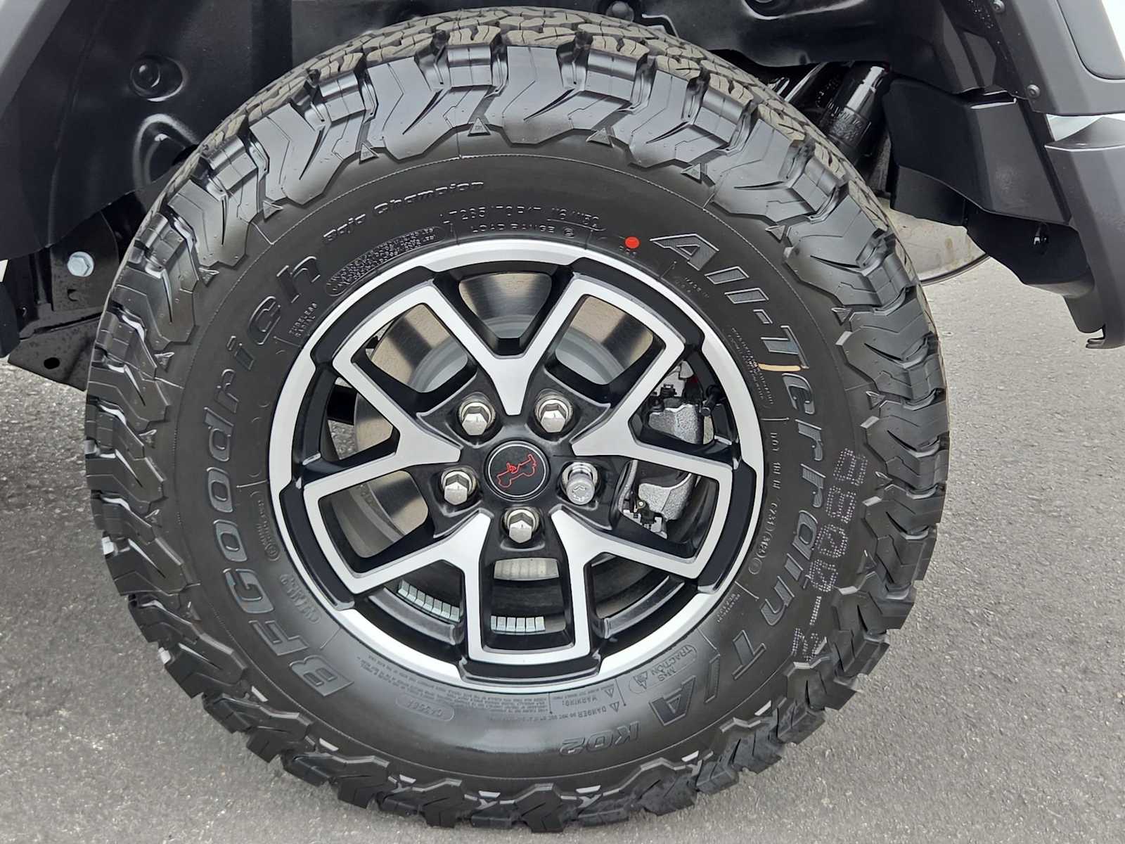 Thumbnail: 2025 Jeep Wrangler - 15