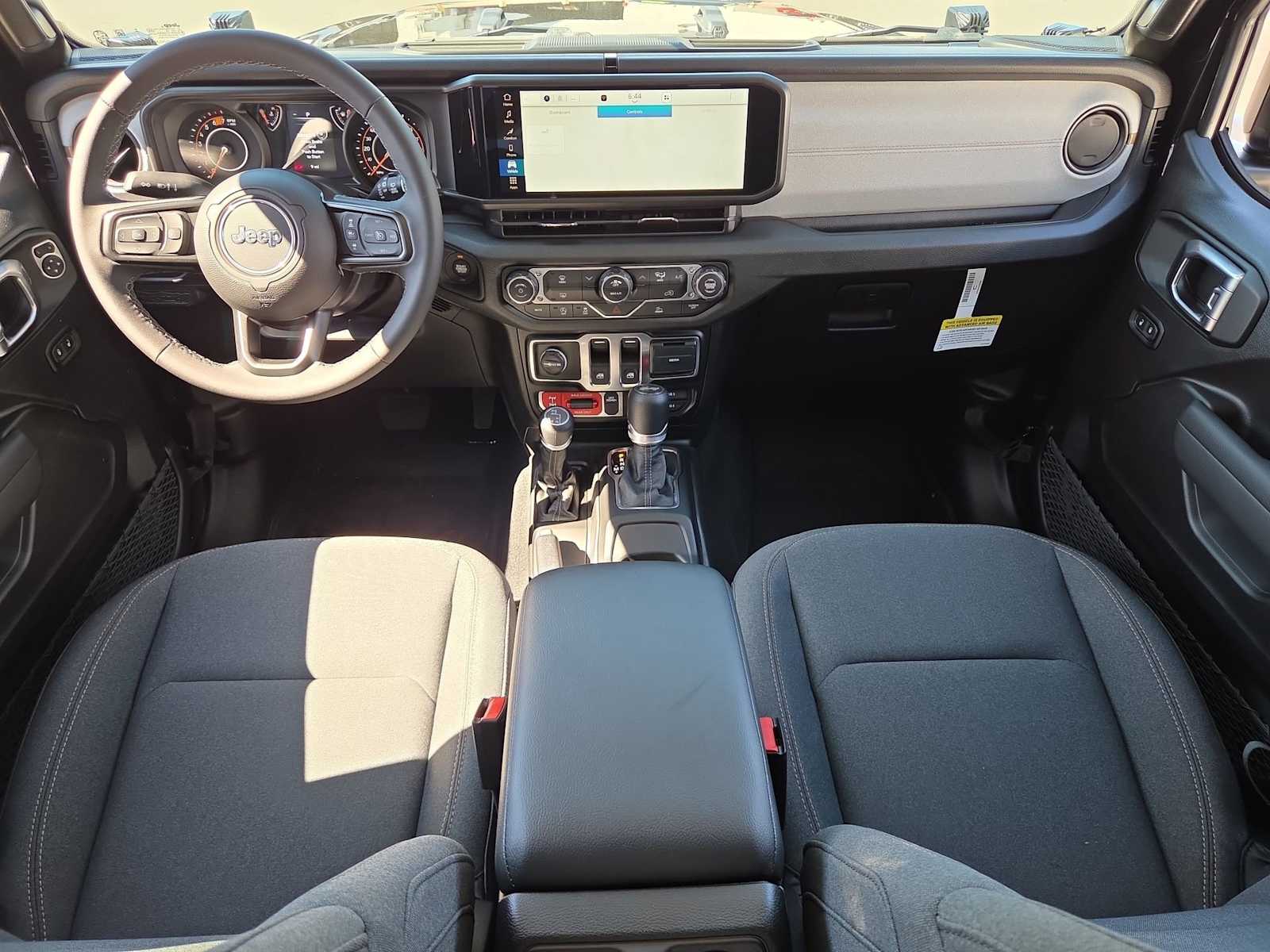 Thumbnail: 2025 Jeep Wrangler - 17