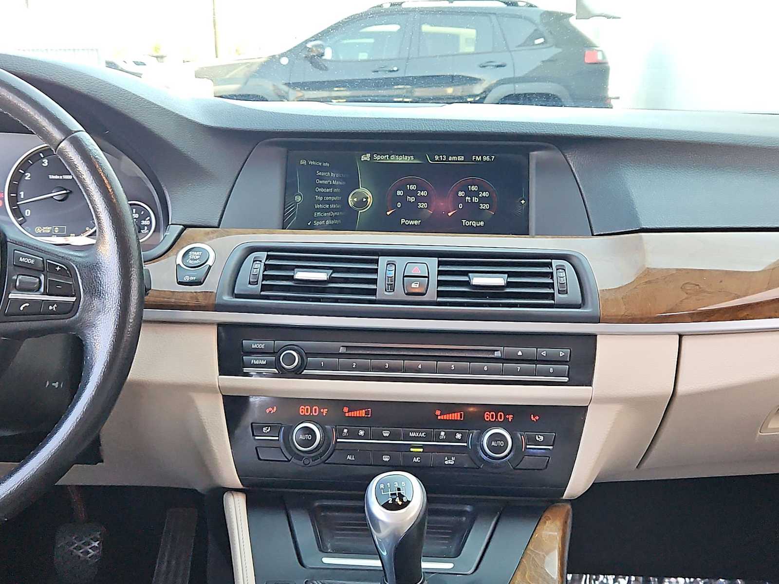 Thumbnail: 2013 BMW 5 Series - 26