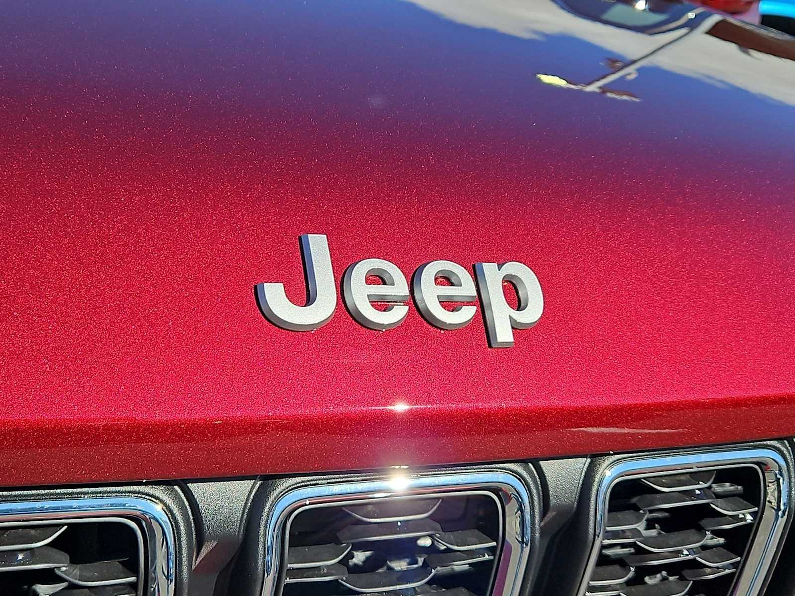 Thumbnail: 2026 Jeep Grand Cherokee - 11