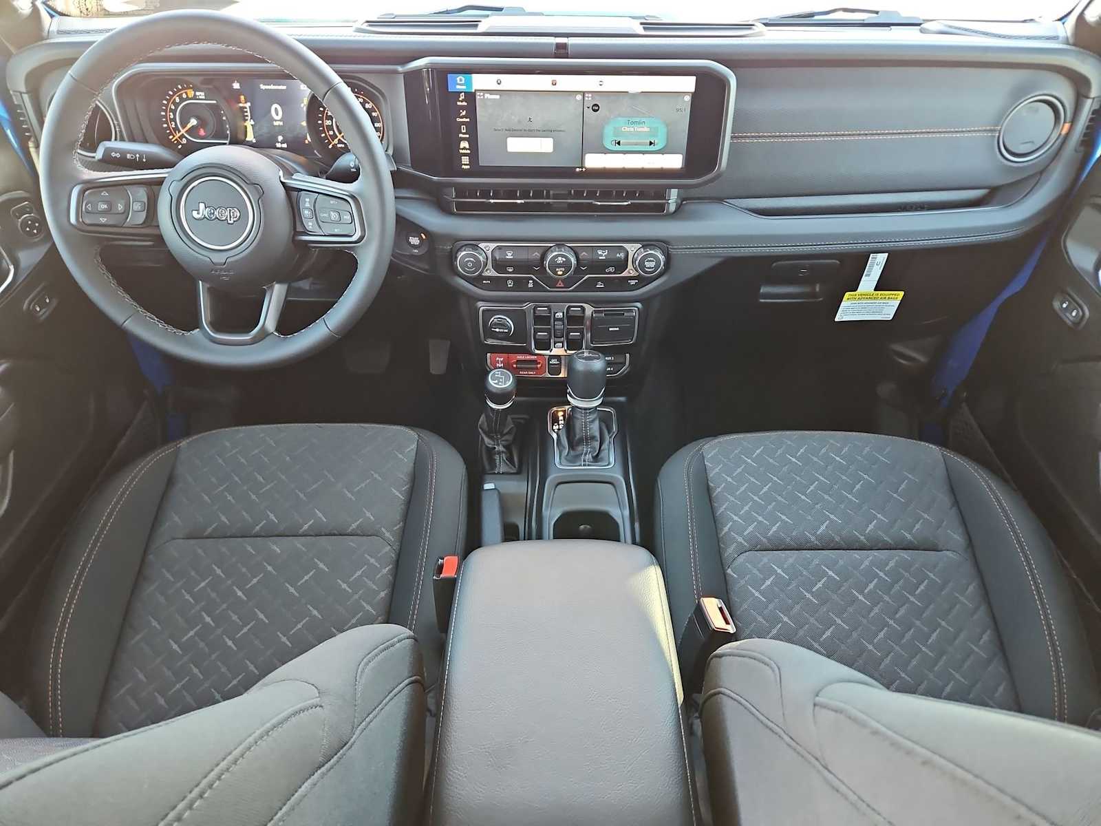 Thumbnail: 2025 Jeep Gladiator - 15