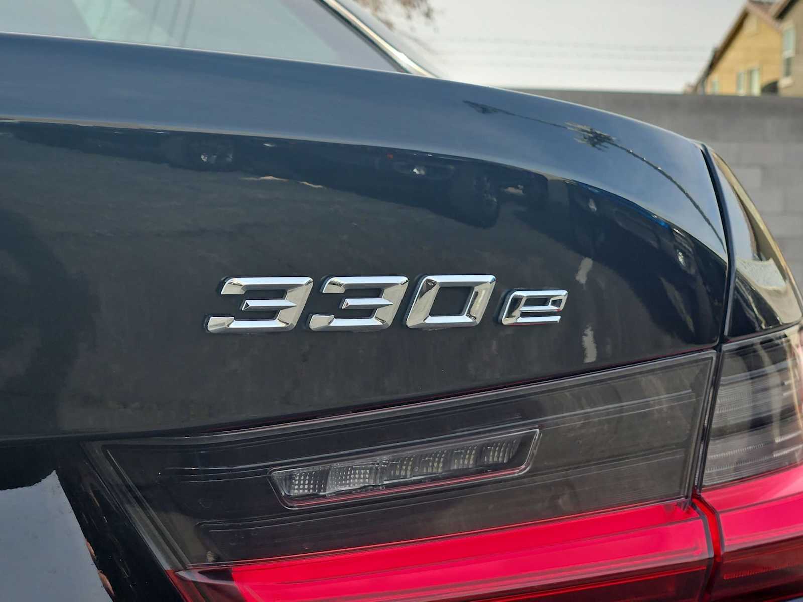 Thumbnail: 2023 BMW 3 Series - 12