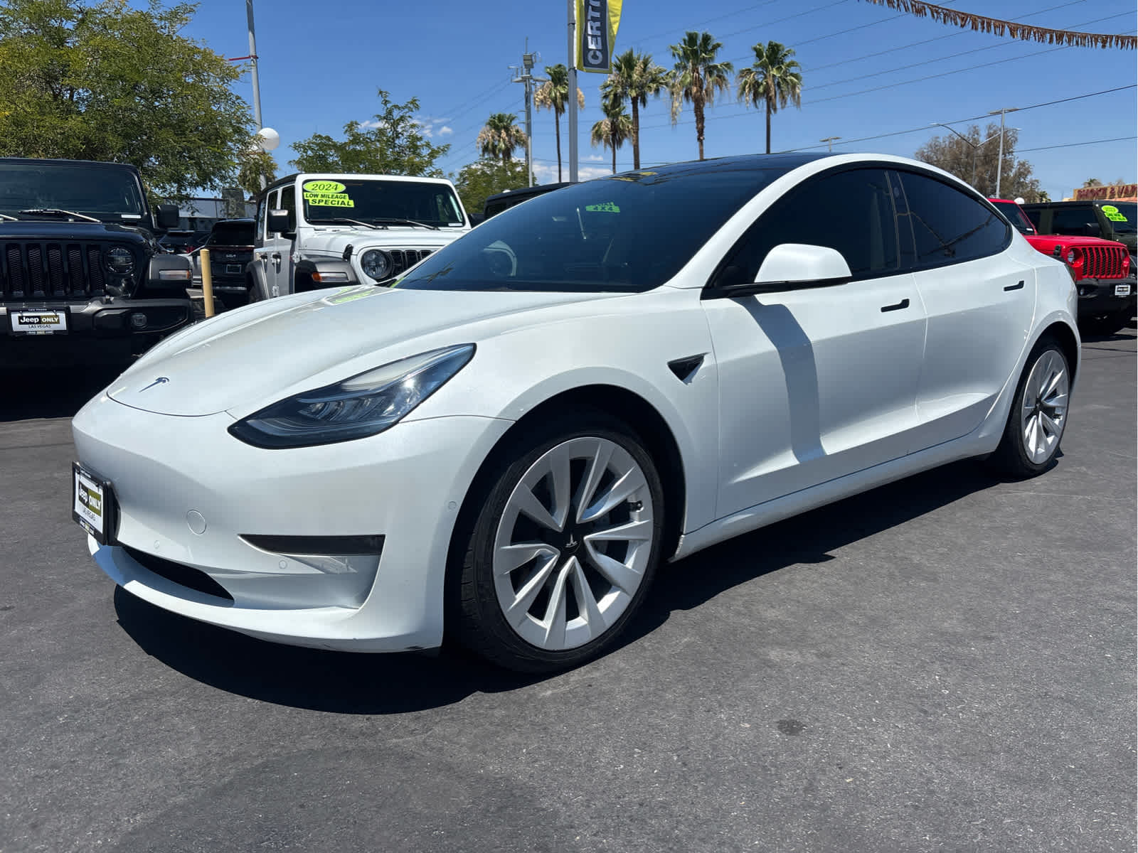 Thumbnail: 2022 Tesla Model 3 - 1