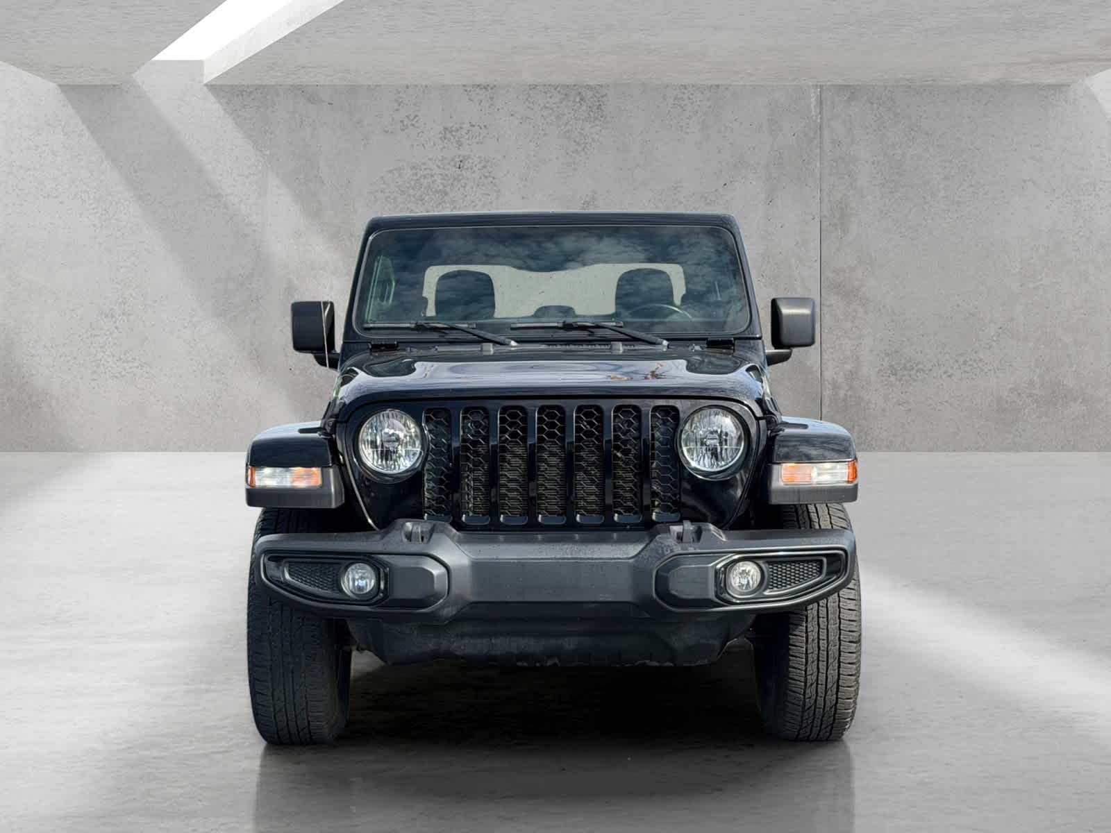 Thumbnail: 2022 Jeep Gladiator - 17