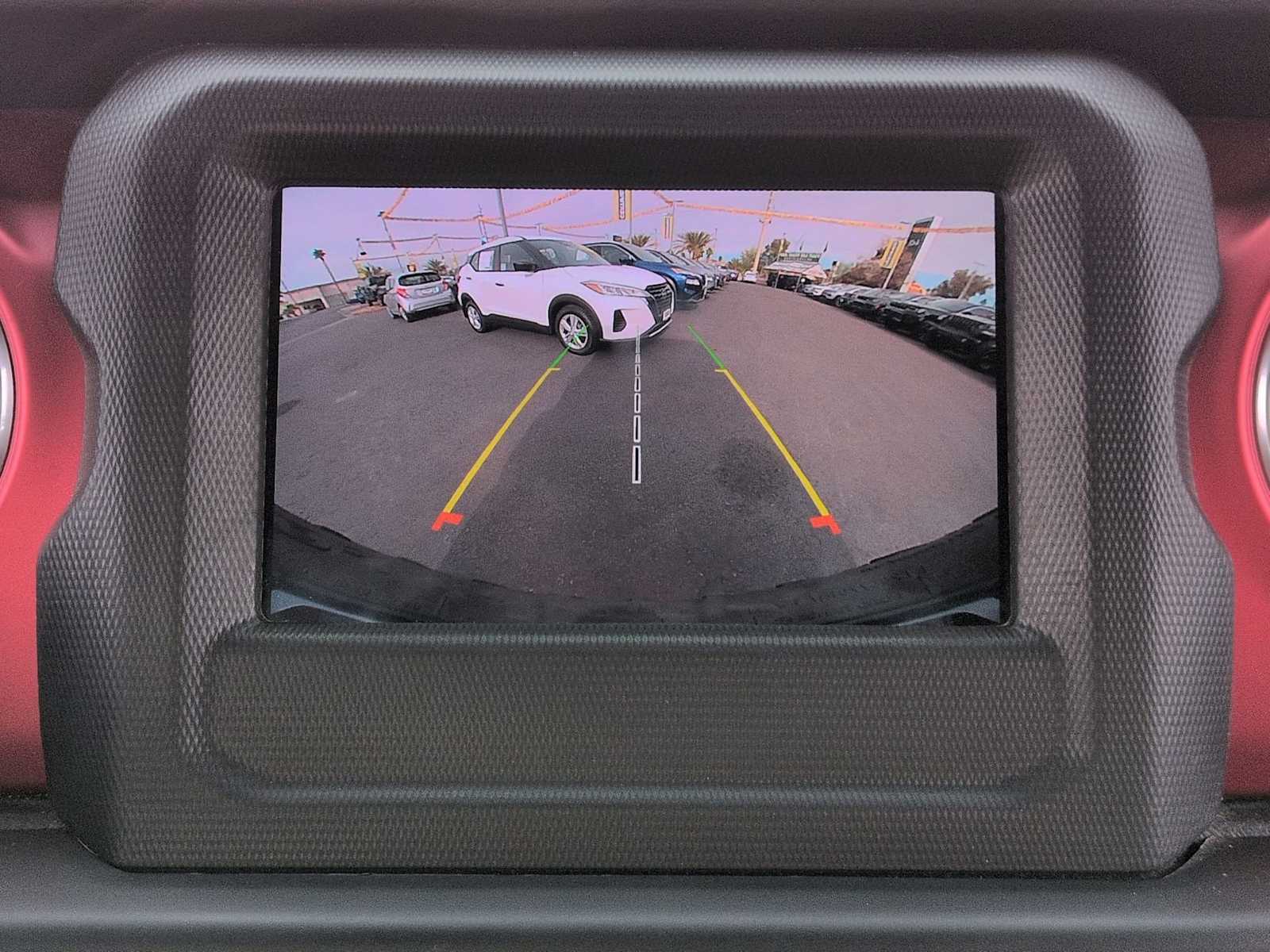 Thumbnail: 2021 Jeep Wrangler - 29