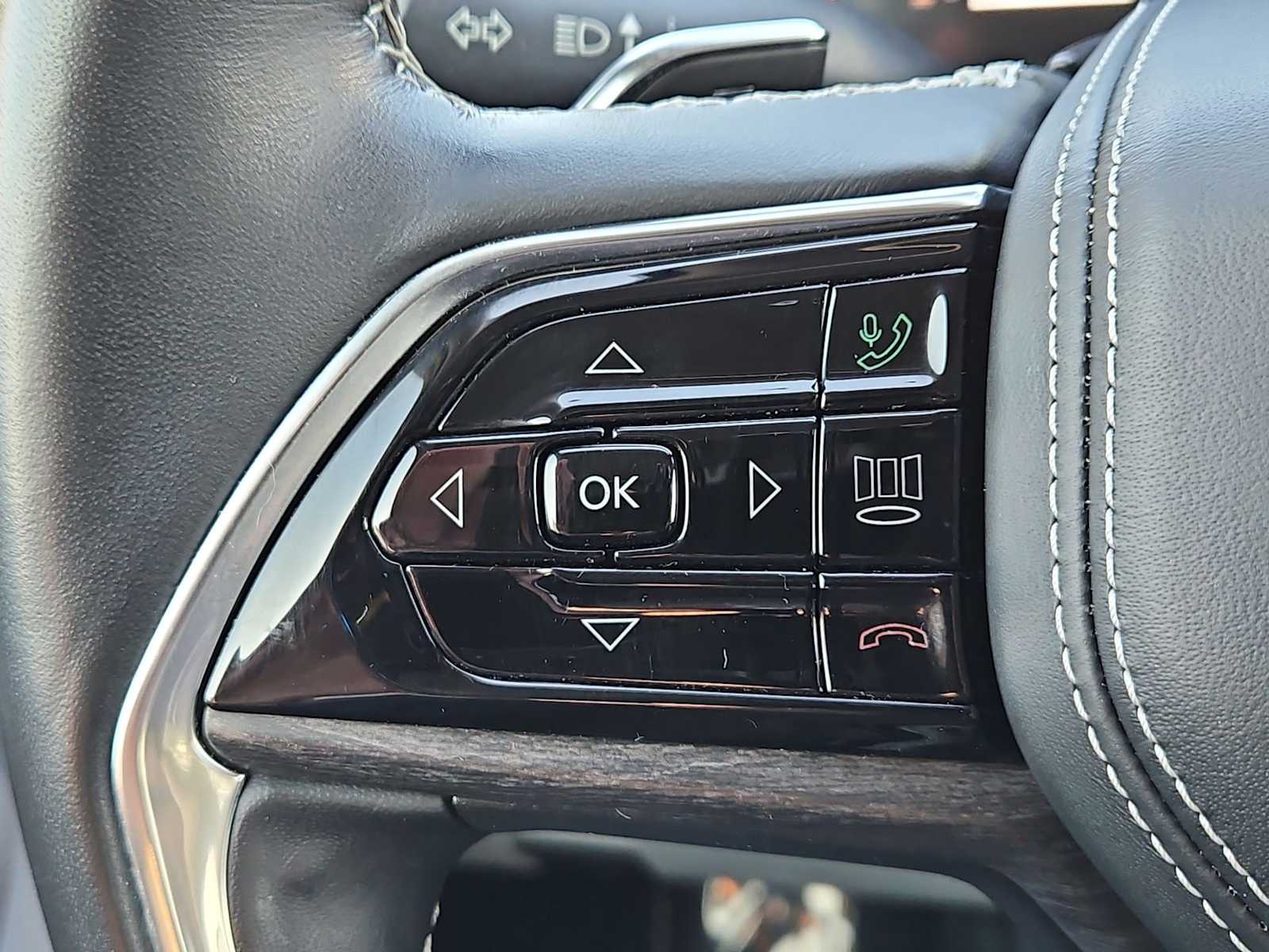 Thumbnail: 2021 Jeep Grand Cherokee L - 25