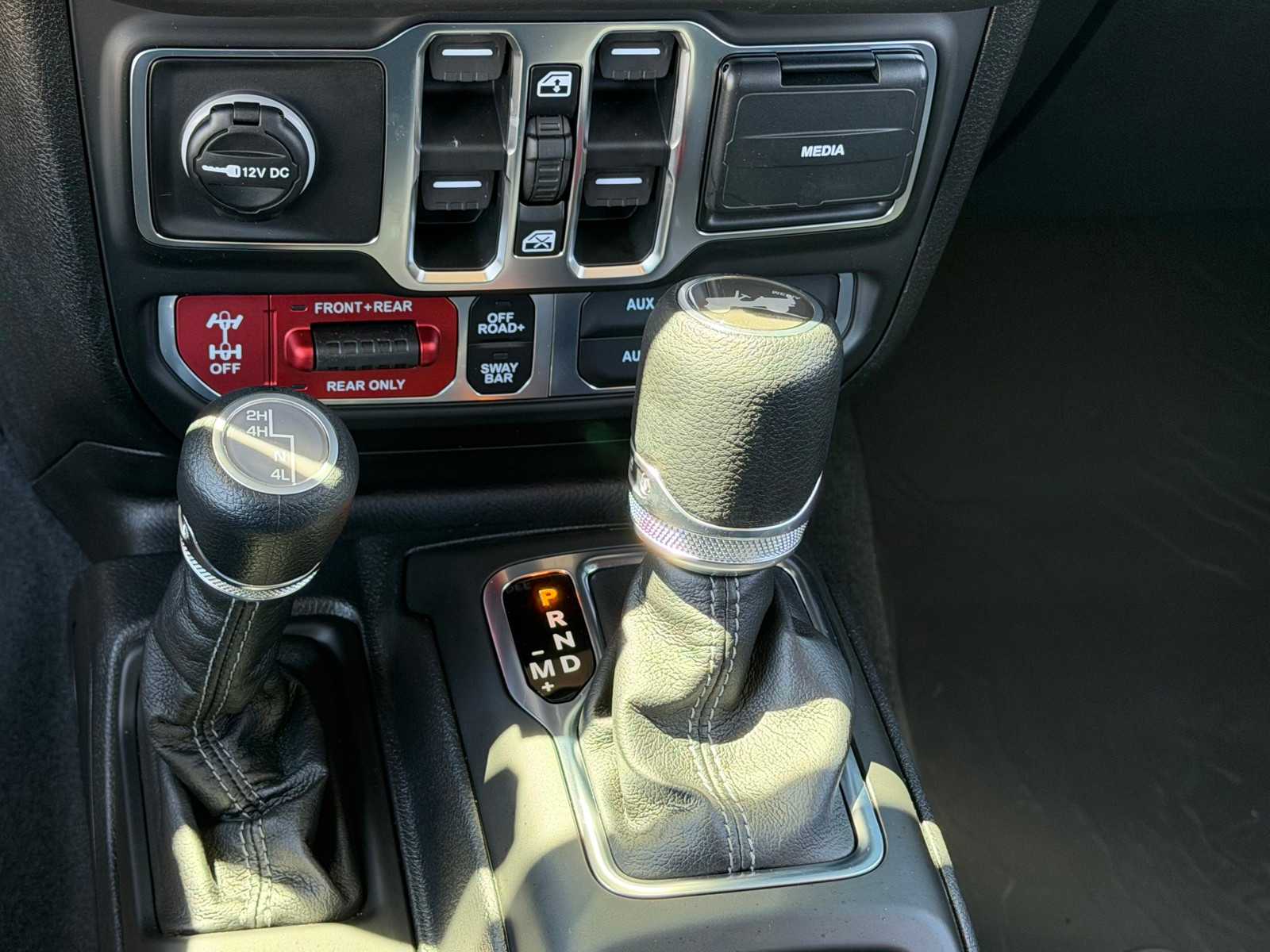 Thumbnail: 2026 Jeep Wrangler - 14