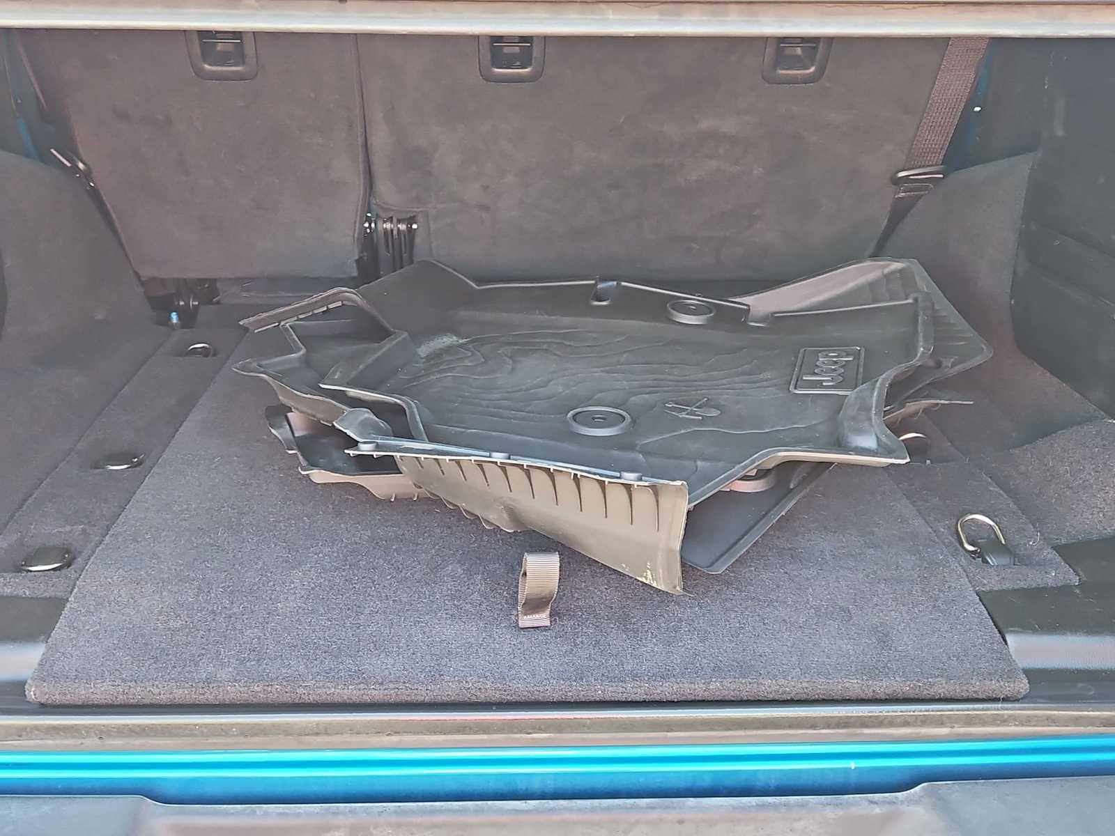 Thumbnail: 2020 Jeep Wrangler - 30