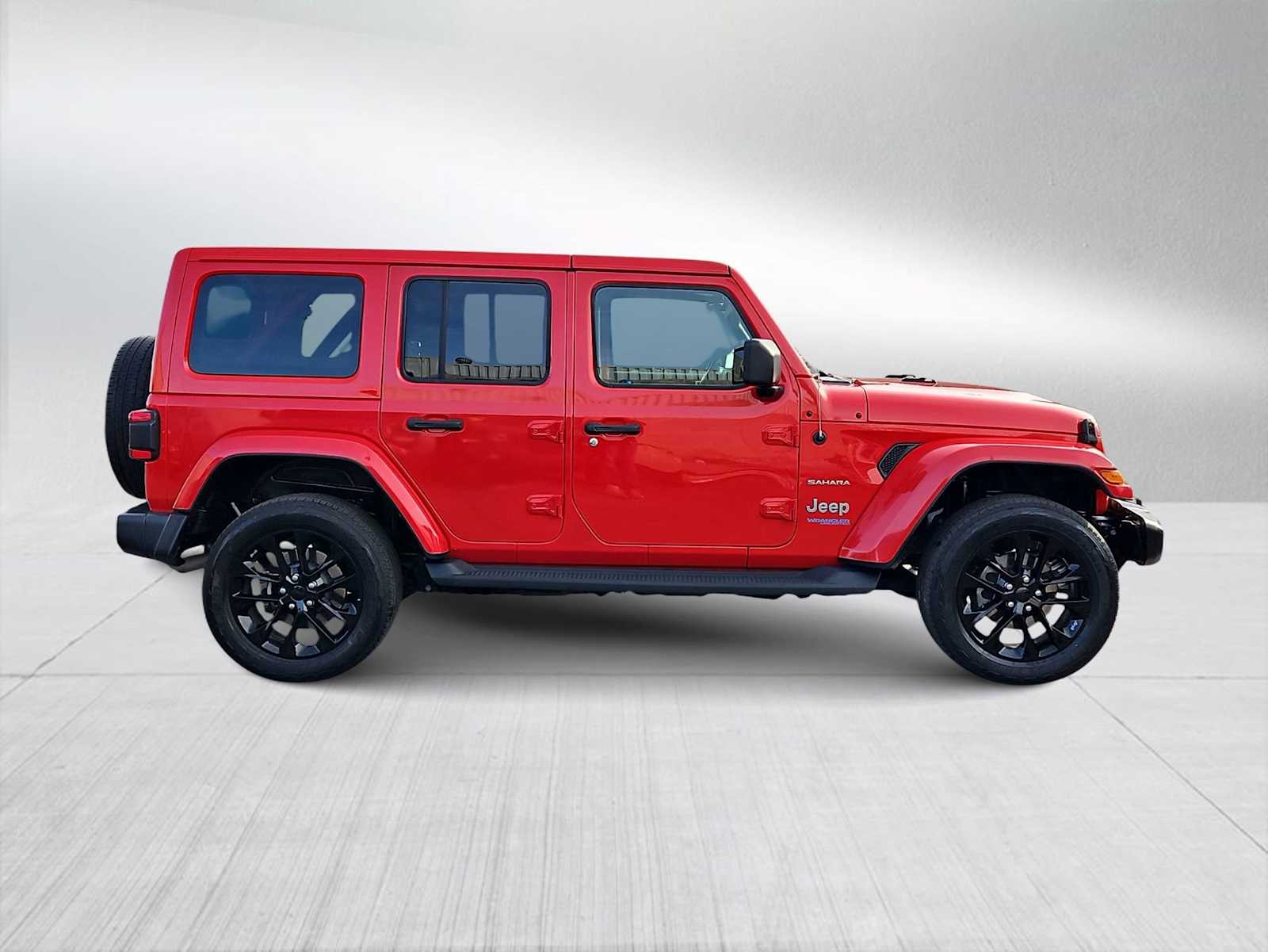 Thumbnail: 2021 Jeep Wrangler - 9