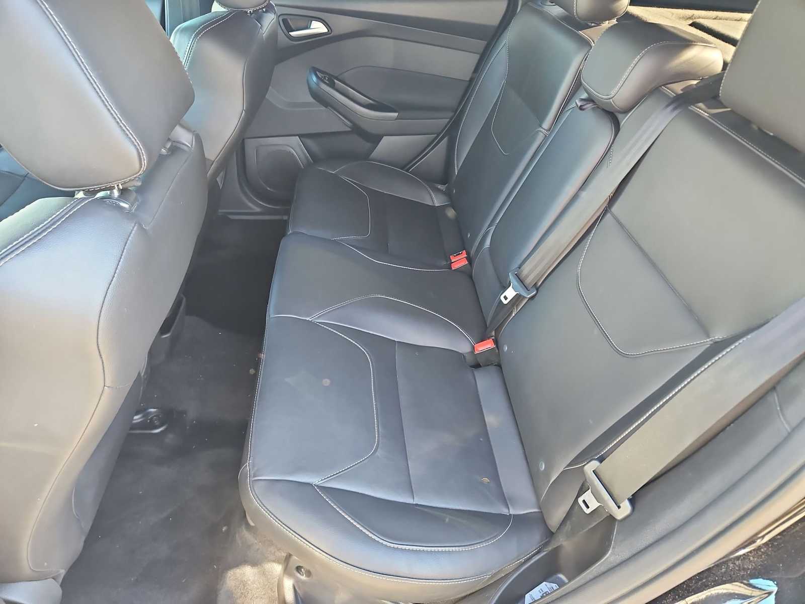 Thumbnail: 2017 Ford Focus - 21