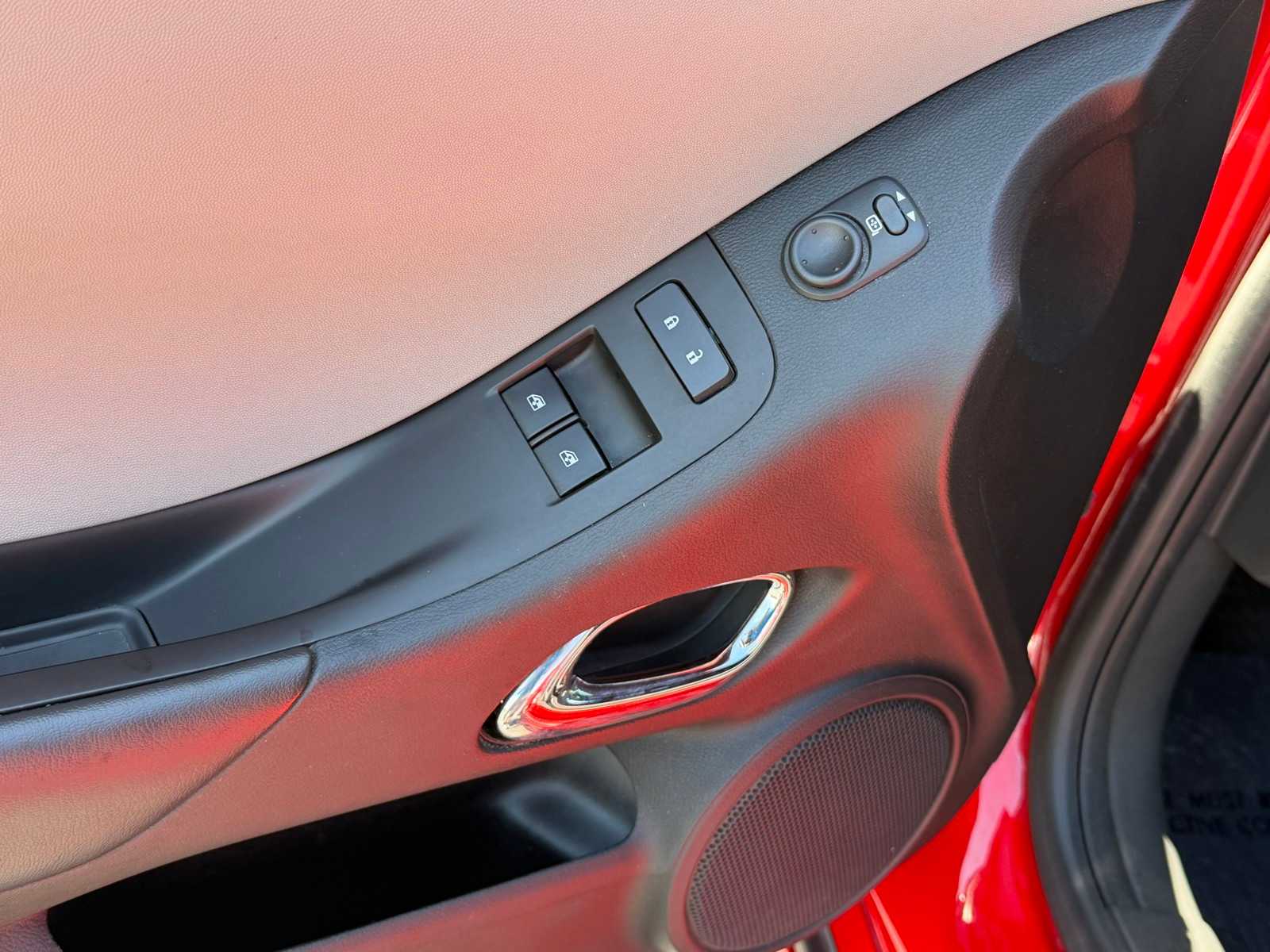 Thumbnail: 2014 Chevrolet Camaro - 10
