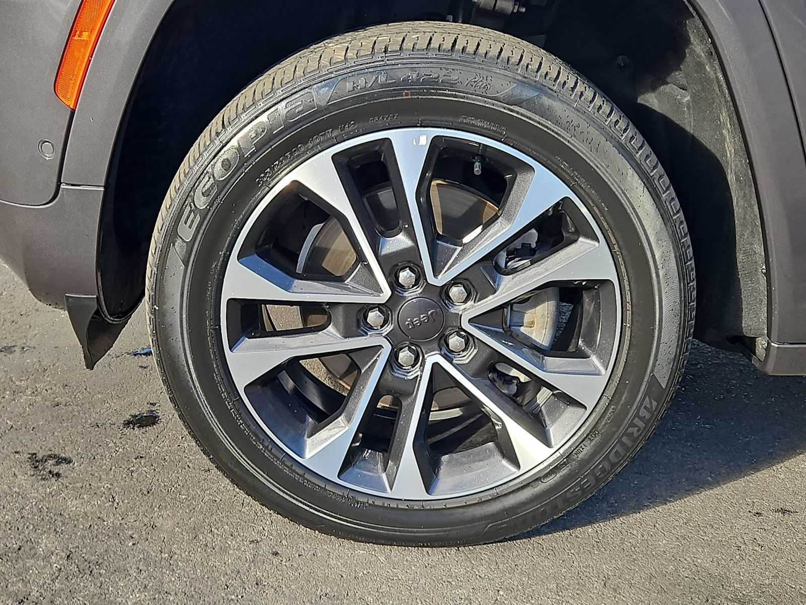 Thumbnail: 2022 Jeep Grand Cherokee L - 14