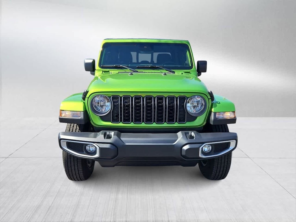 New 2025 Jeep Gladiator Sport S Pickup