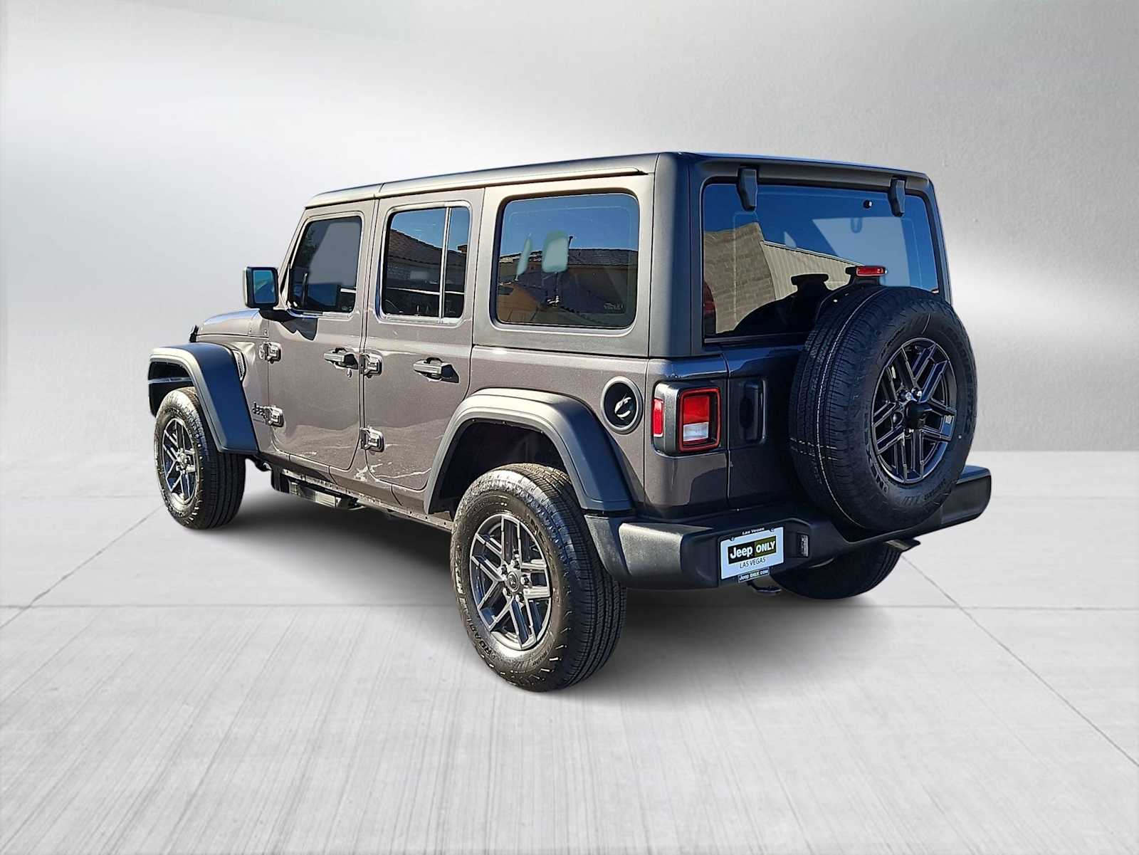 Thumbnail: 2026 Jeep Wrangler - 6