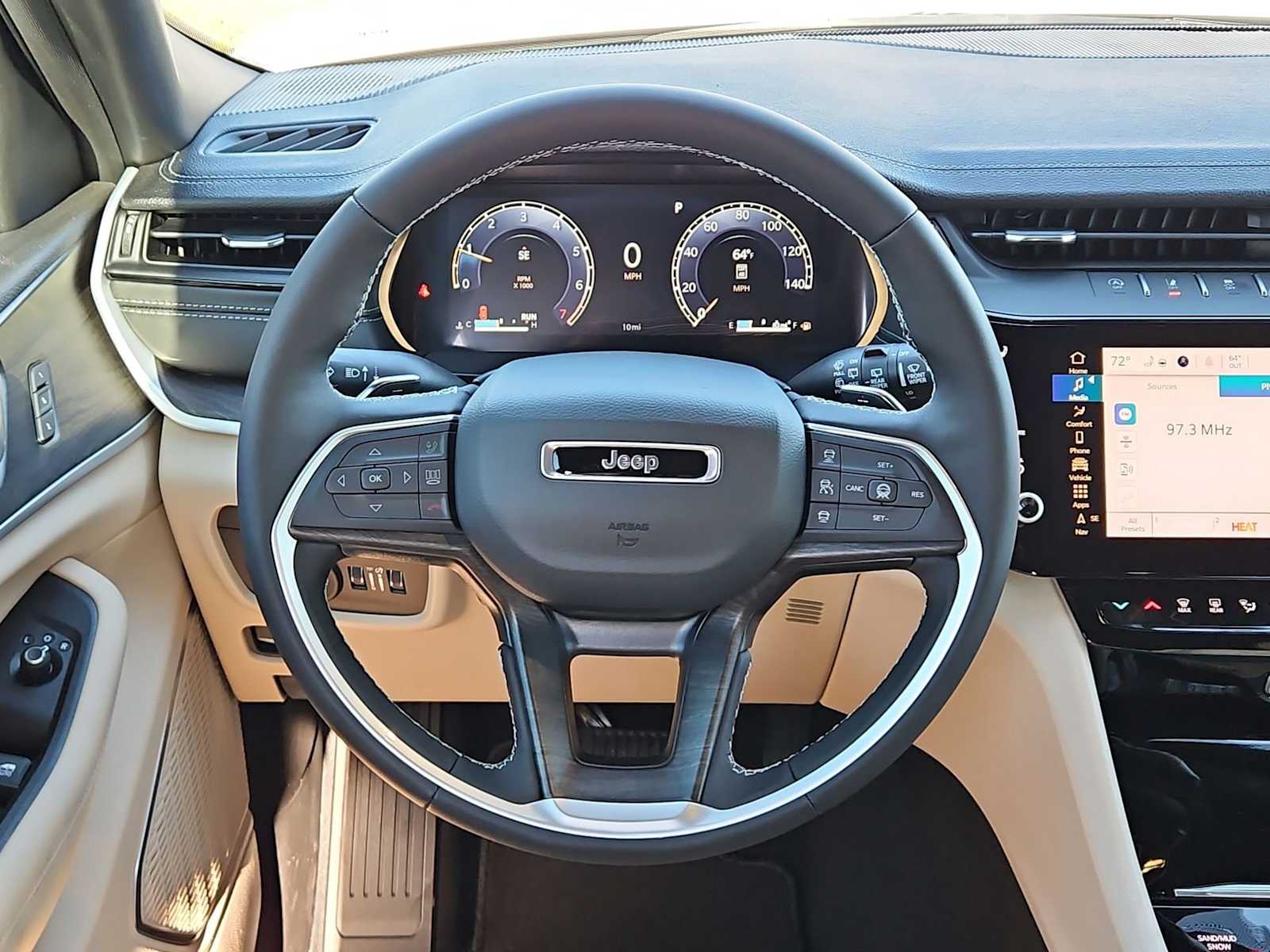 Thumbnail: 2026 Jeep Grand Cherokee L - 24