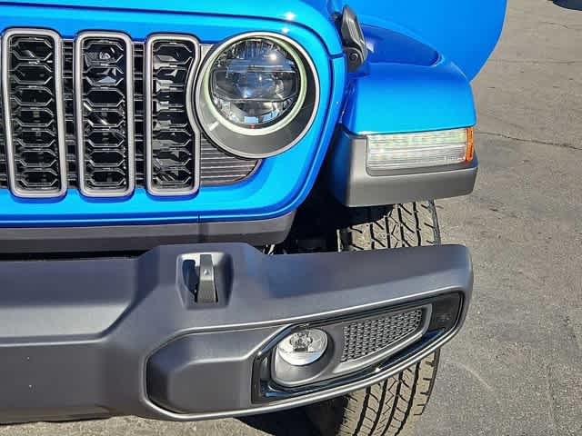 Thumbnail: 2026 Jeep Gladiator - 11