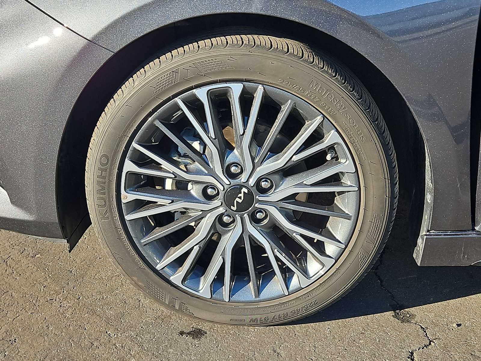 Thumbnail: 2023 Kia Forte - 14