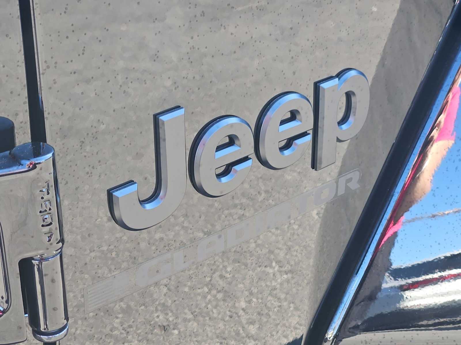 Thumbnail: 2025 Jeep Gladiator - 11