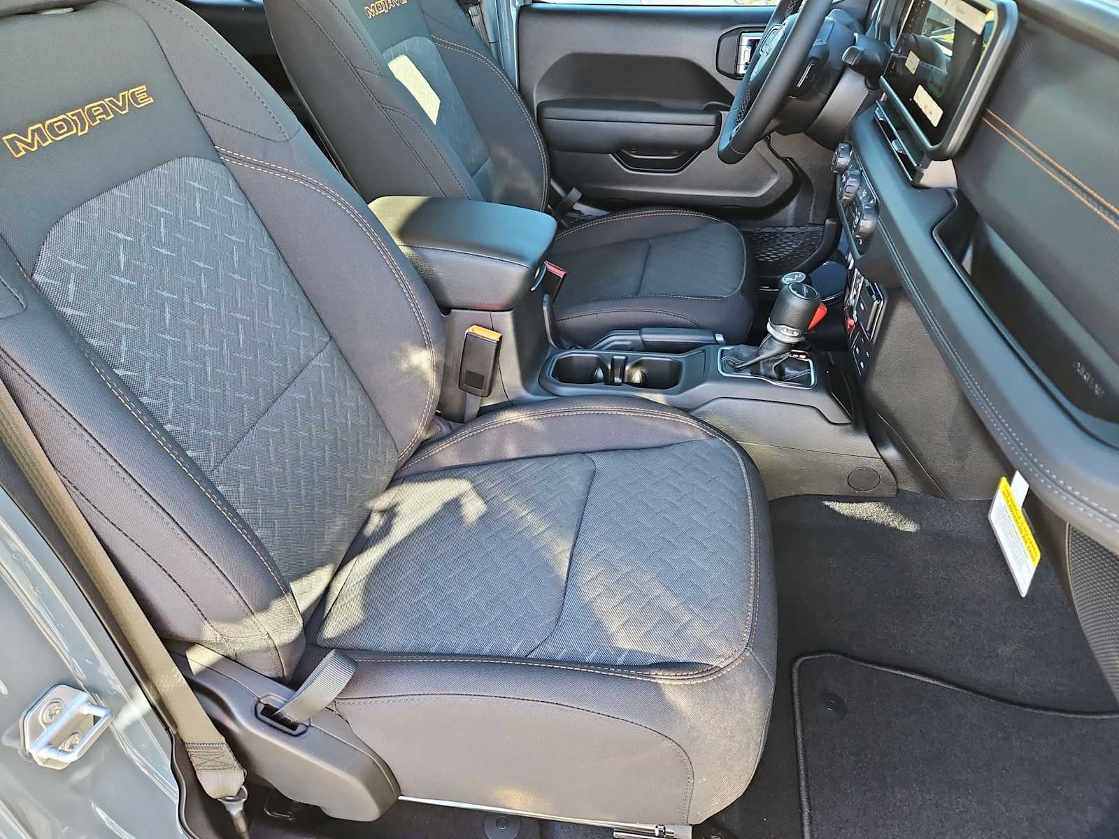 Thumbnail: 2026 Jeep Gladiator - 20