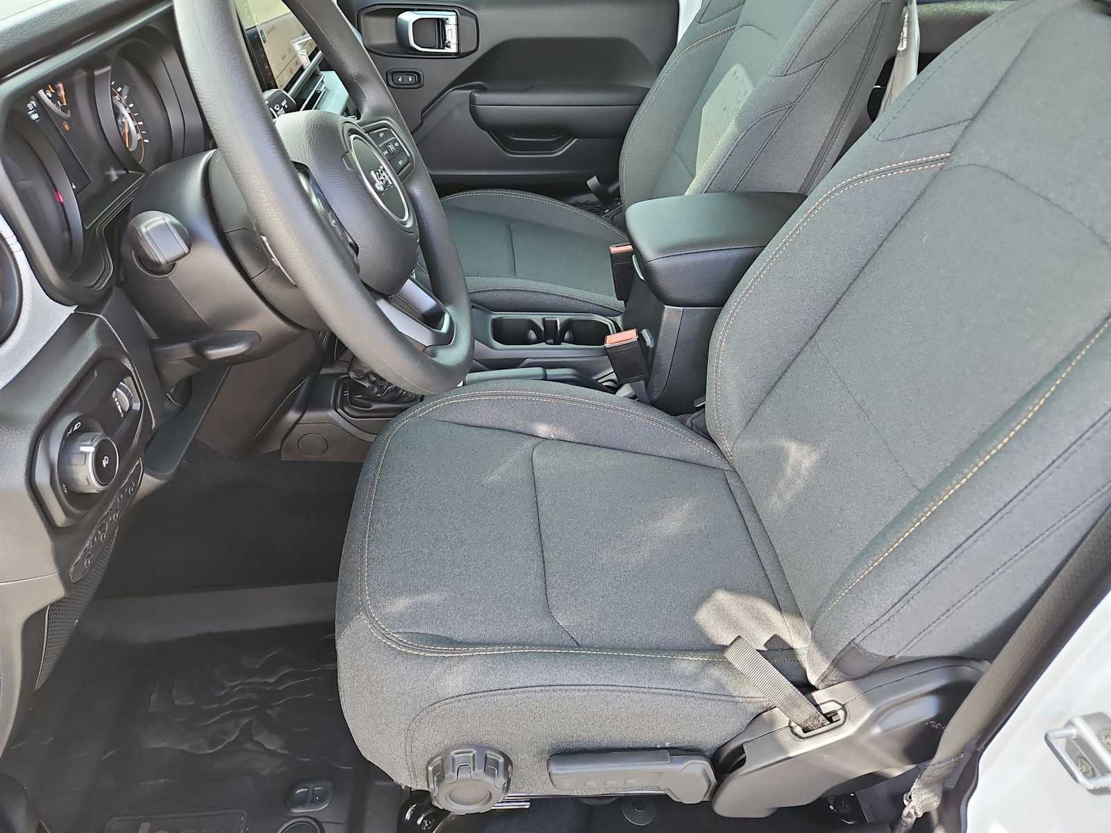 Thumbnail: 2026 Jeep Wrangler - 16