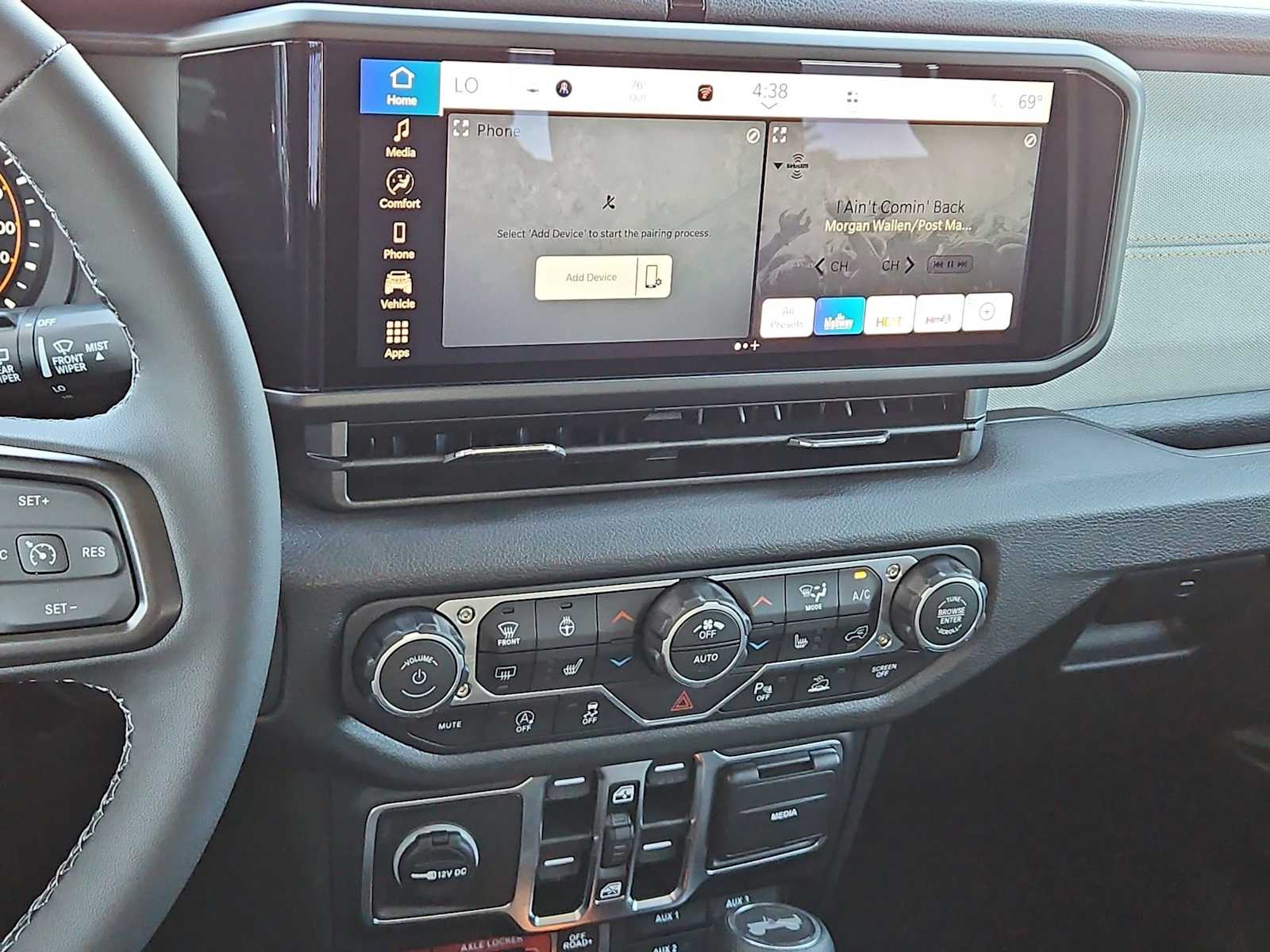 Thumbnail: 2026 Jeep Wrangler - 26