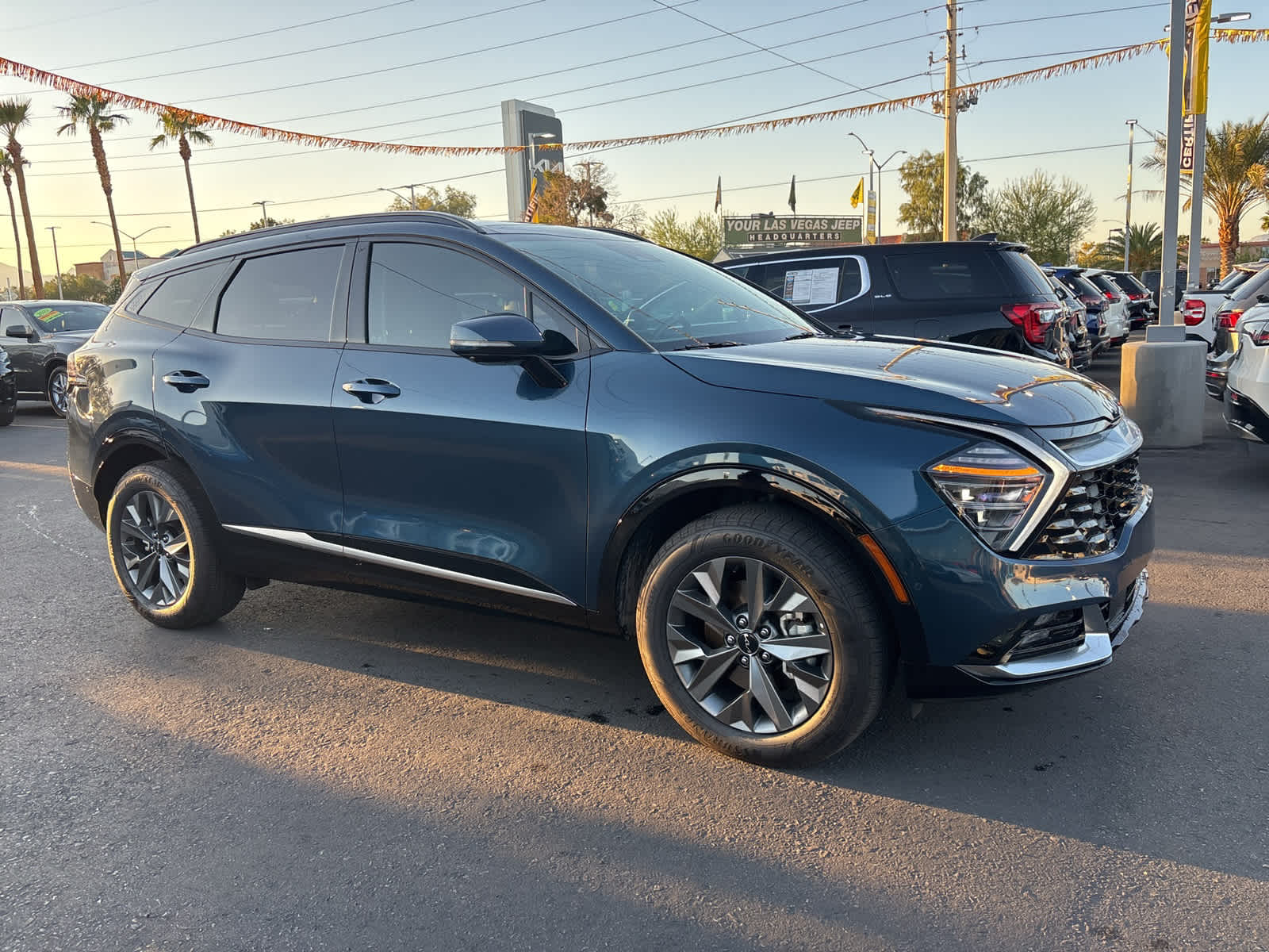 Thumbnail: 2025 Kia Sportage - 3