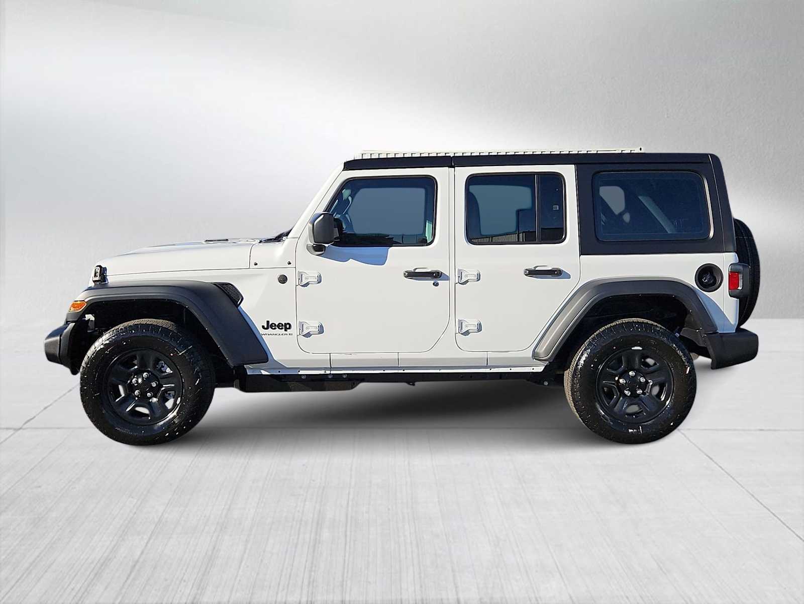 Thumbnail: 2026 Jeep Wrangler - 5