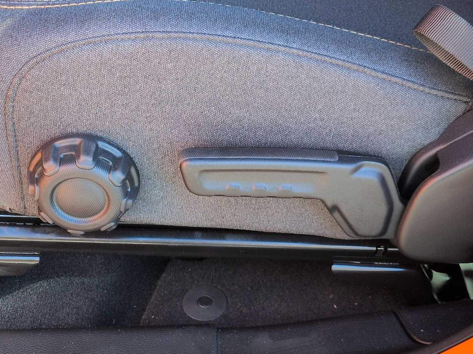 Thumbnail: 2025 Jeep Gladiator - 18