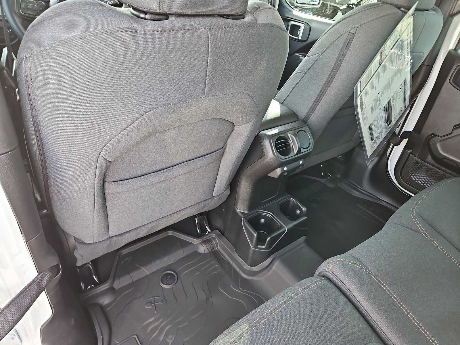 Thumbnail: 2026 Jeep Wrangler - 17