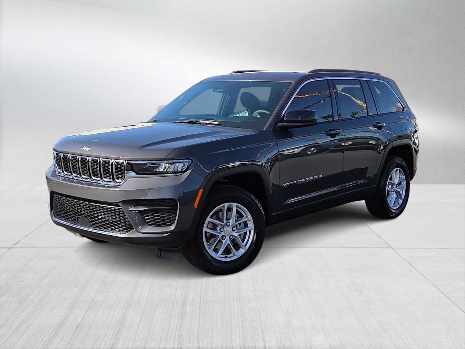 Thumbnail: 2025 Jeep Grand Cherokee - 1