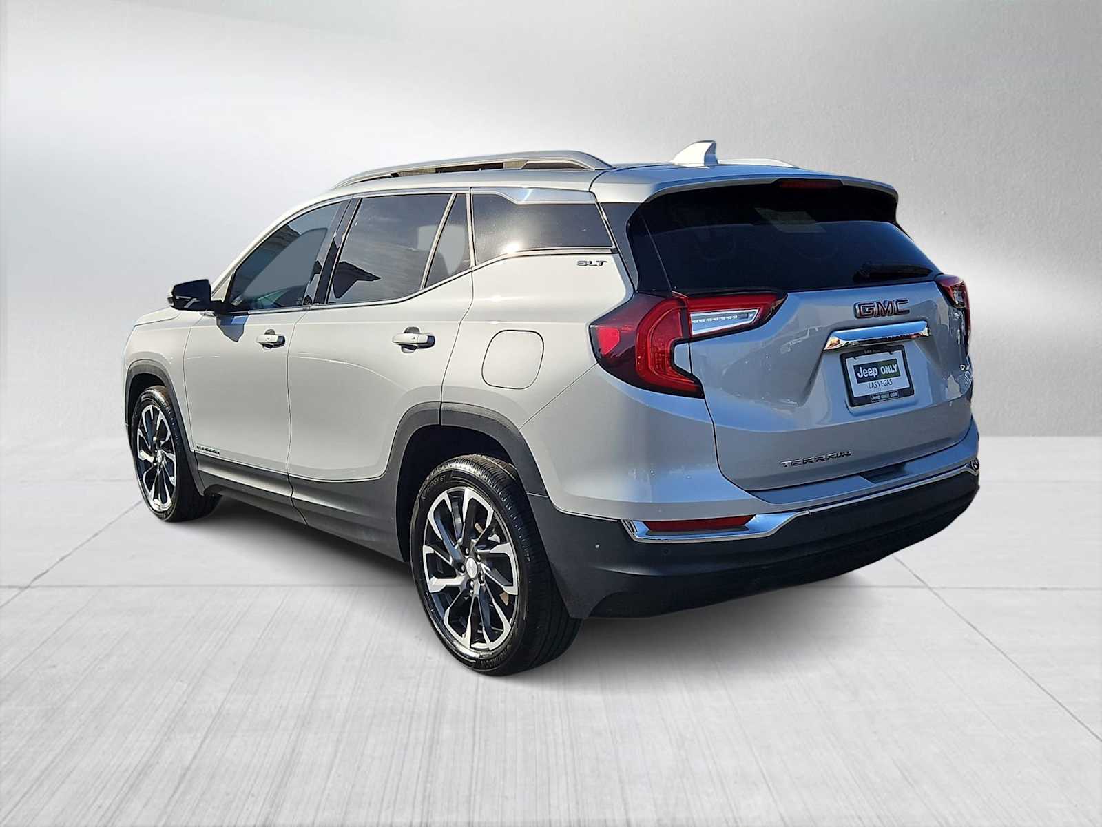 Thumbnail: 2022 GMC Terrain - 6