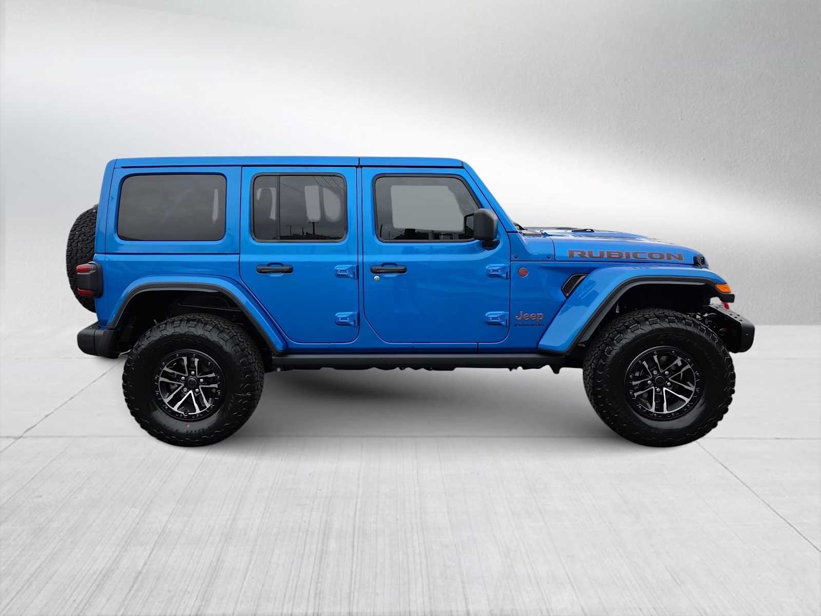 Thumbnail: 2025 Jeep Wrangler - 9
