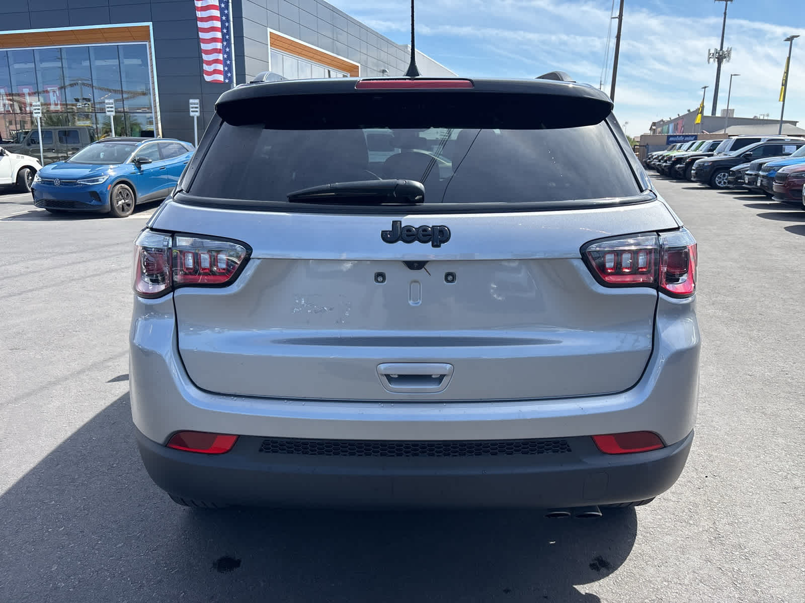 Thumbnail: 2022 Jeep Compass - 6