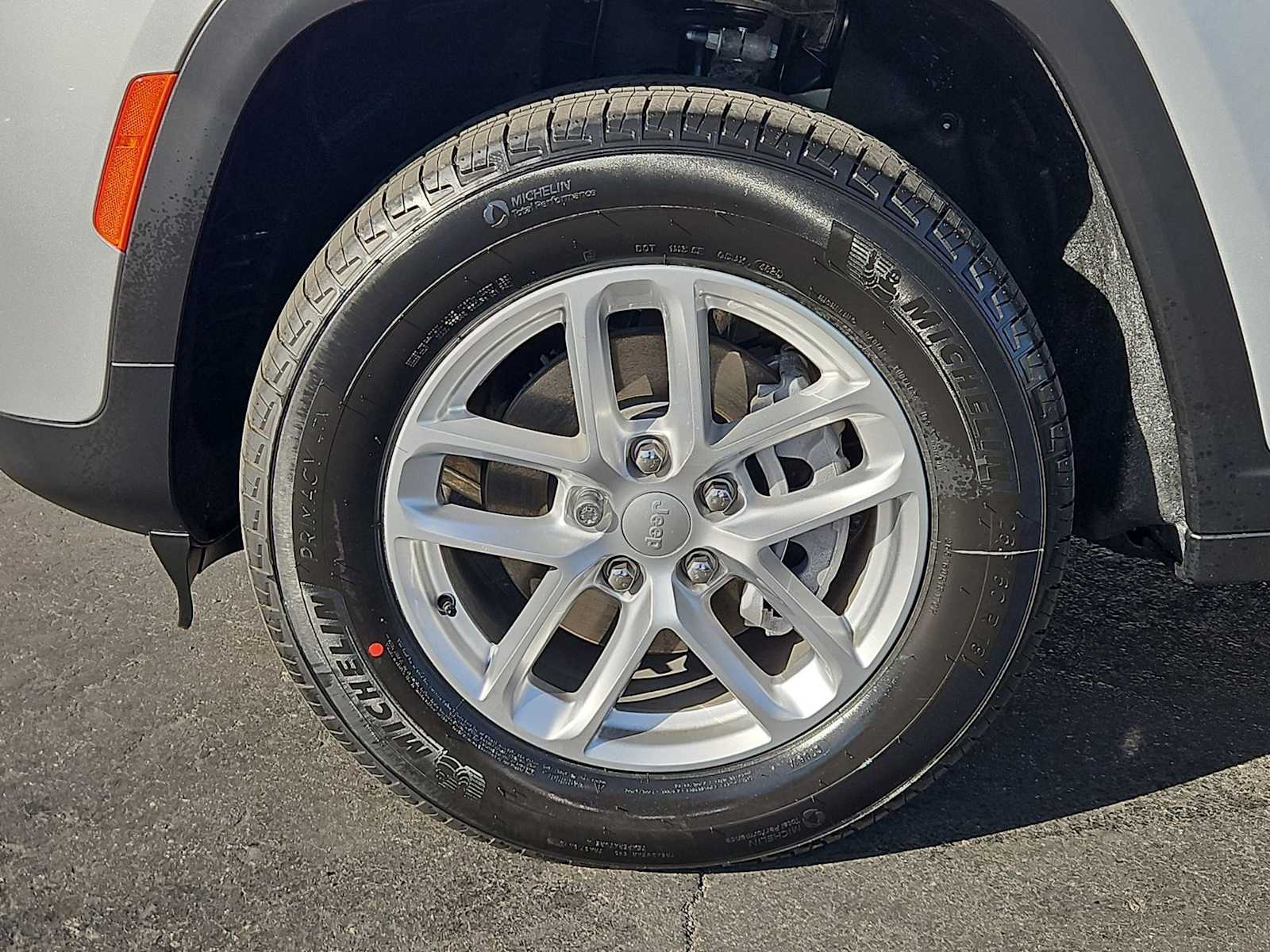 Thumbnail: 2026 Jeep Grand Cherokee - 13