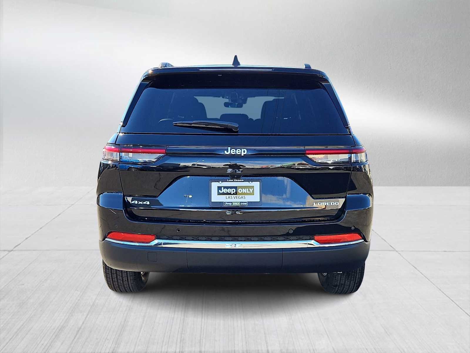 Thumbnail: 2026 Jeep Grand Cherokee - 7