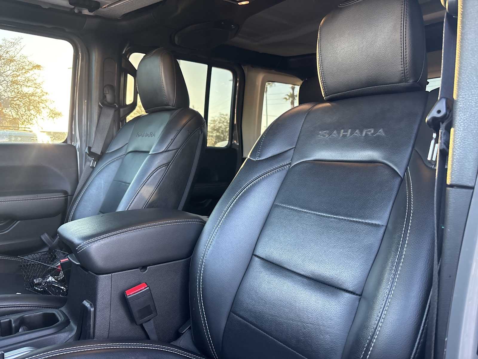 Thumbnail: 2021 Jeep Wrangler - 10