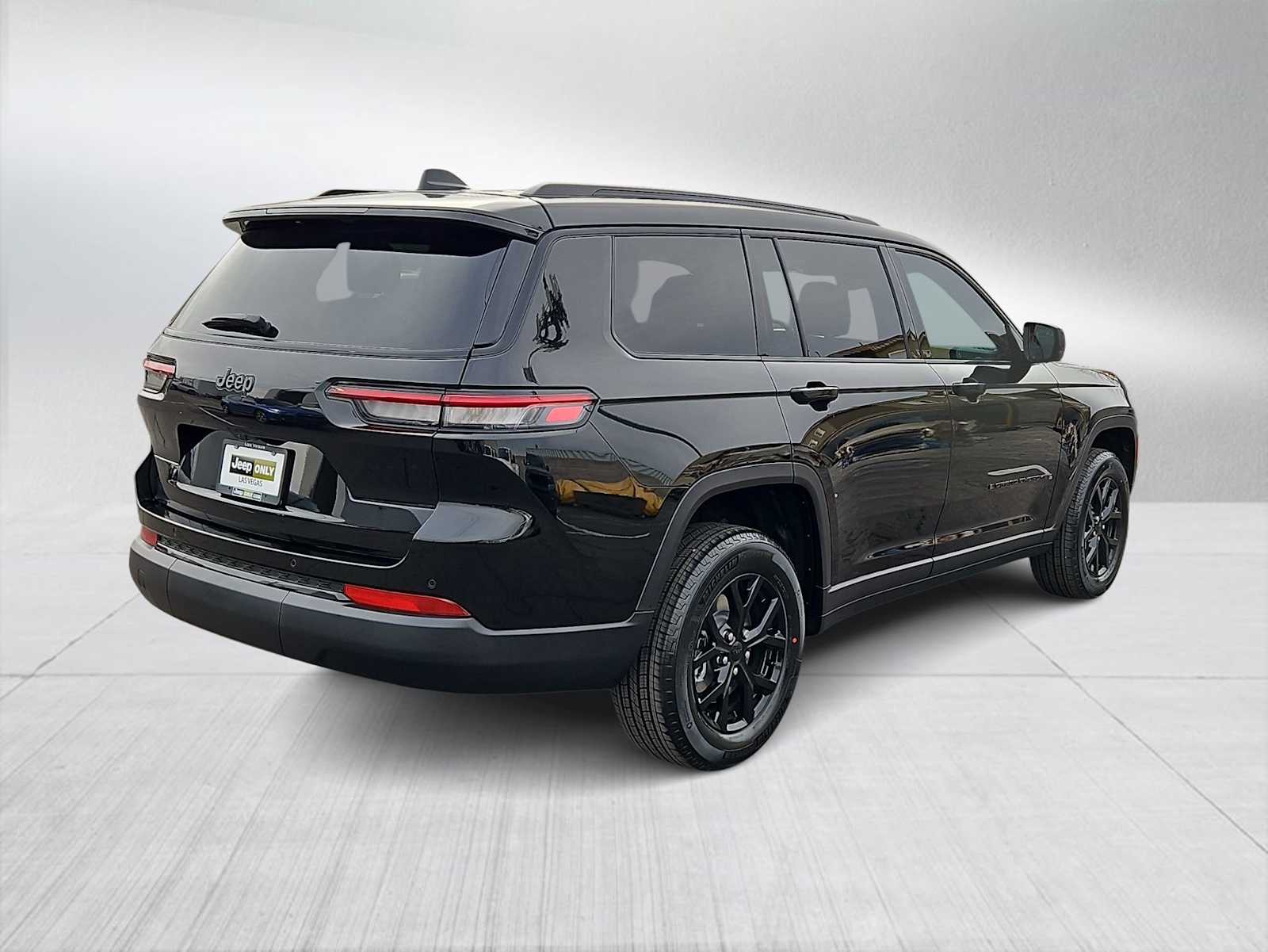 Thumbnail: 2025 Jeep Grand Cherokee L - 8