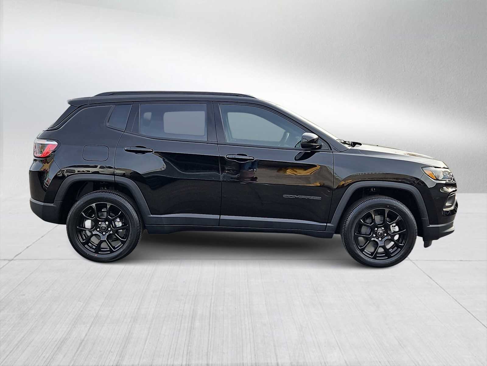 Thumbnail: 2026 Jeep Compass - 9