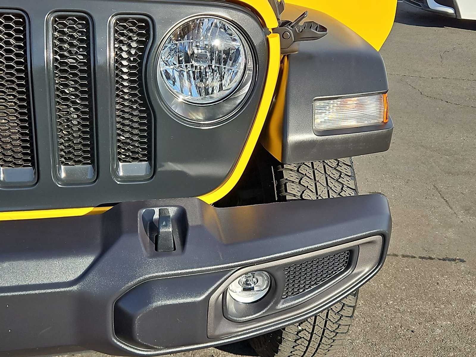 Thumbnail: 2021 Jeep Wrangler - 11