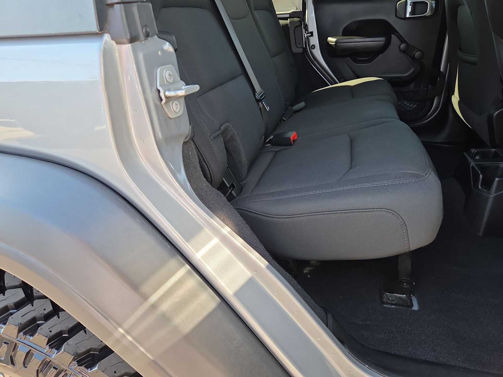 Thumbnail: 2021 Jeep Wrangler - 22