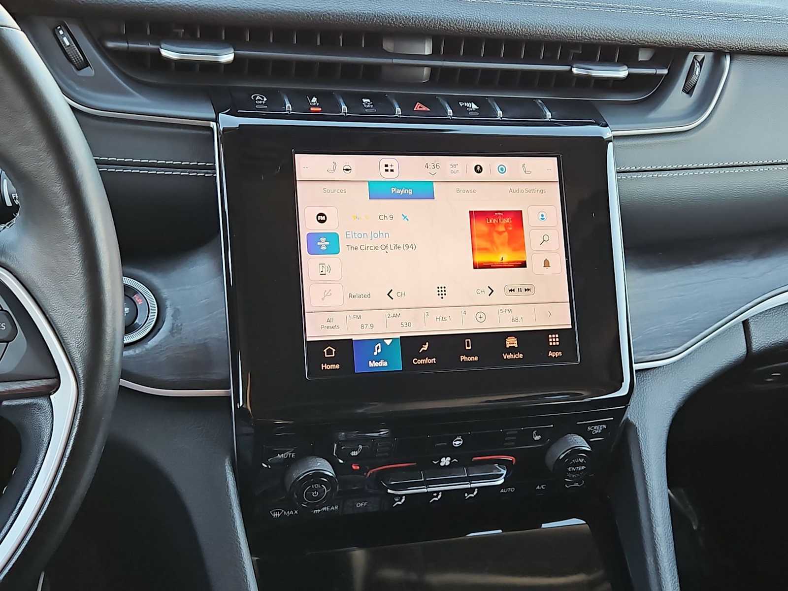 Thumbnail: 2021 Jeep Grand Cherokee L - 28