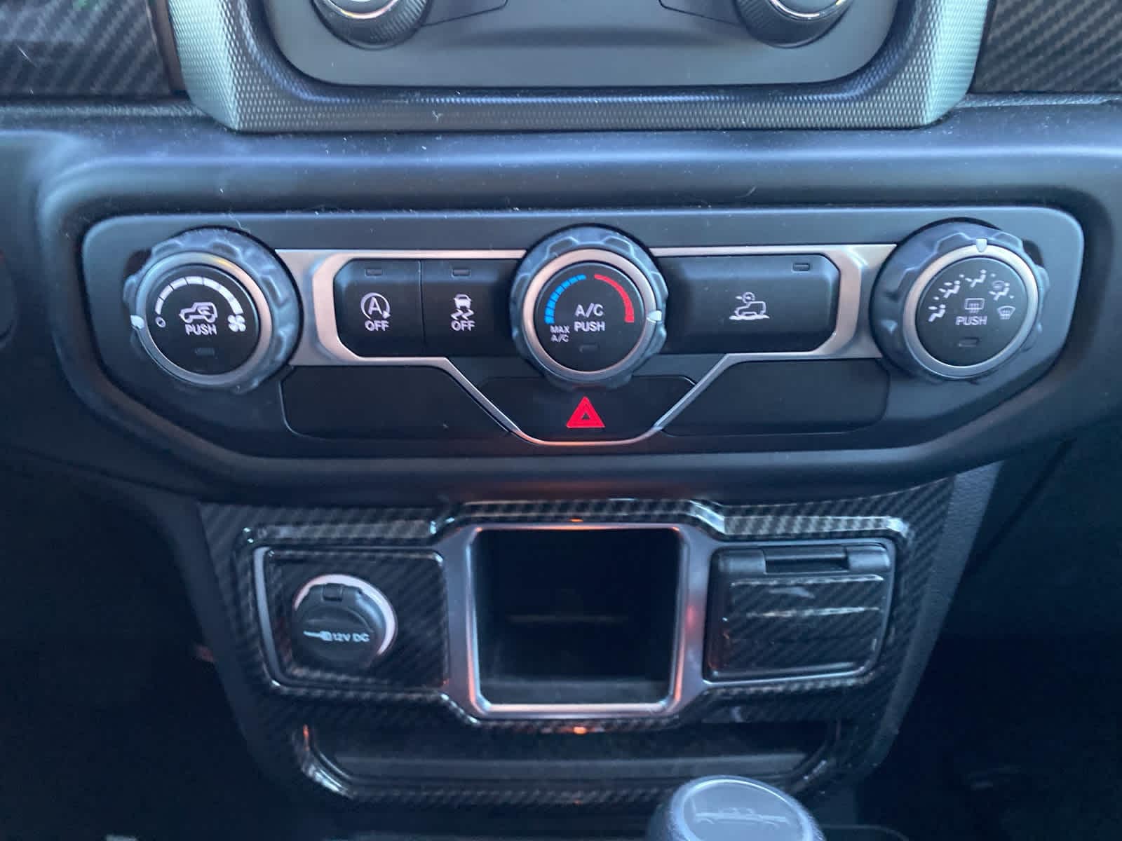 Thumbnail: 2020 Jeep Gladiator - 12