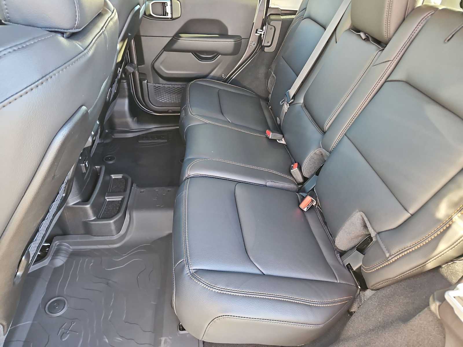 Thumbnail: 2026 Jeep Wrangler - 19