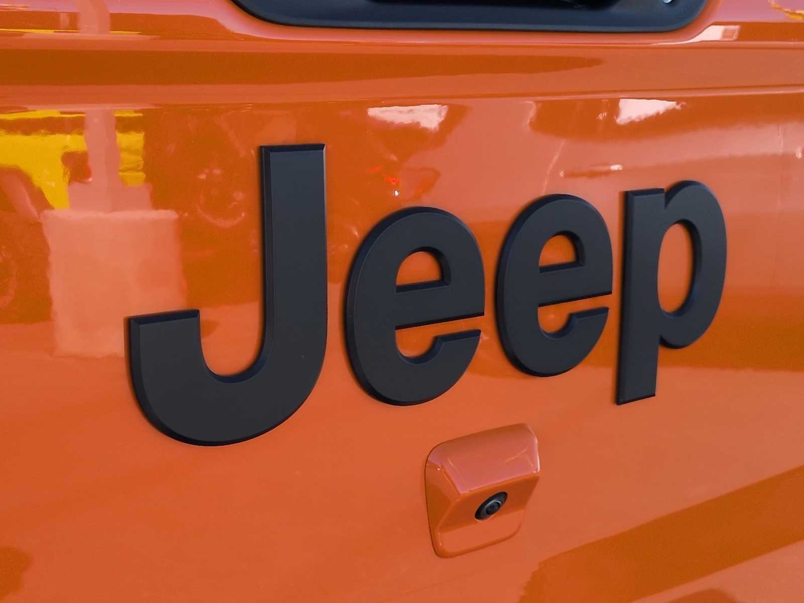 Thumbnail: 2025 Jeep Gladiator - 12