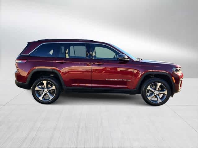 Thumbnail: 2026 Jeep Grand Cherokee - 9
