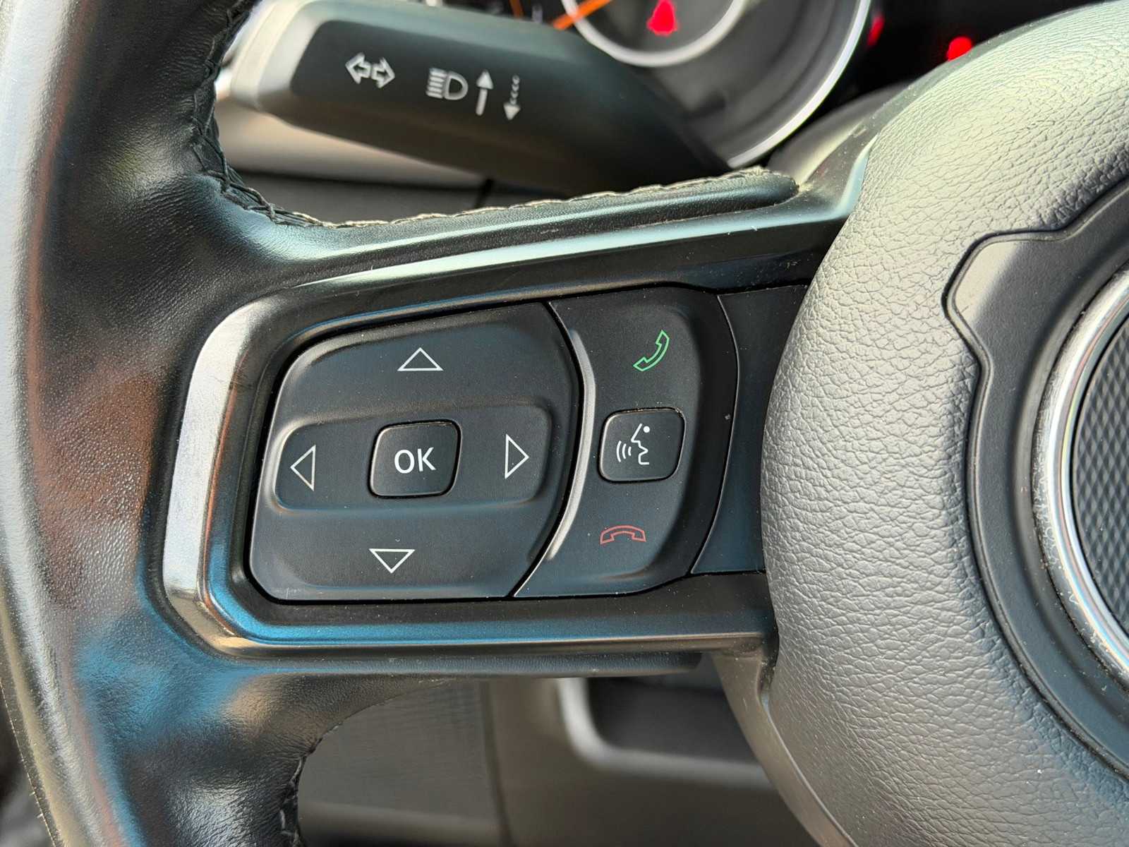 Thumbnail: 2022 Jeep Gladiator - 25