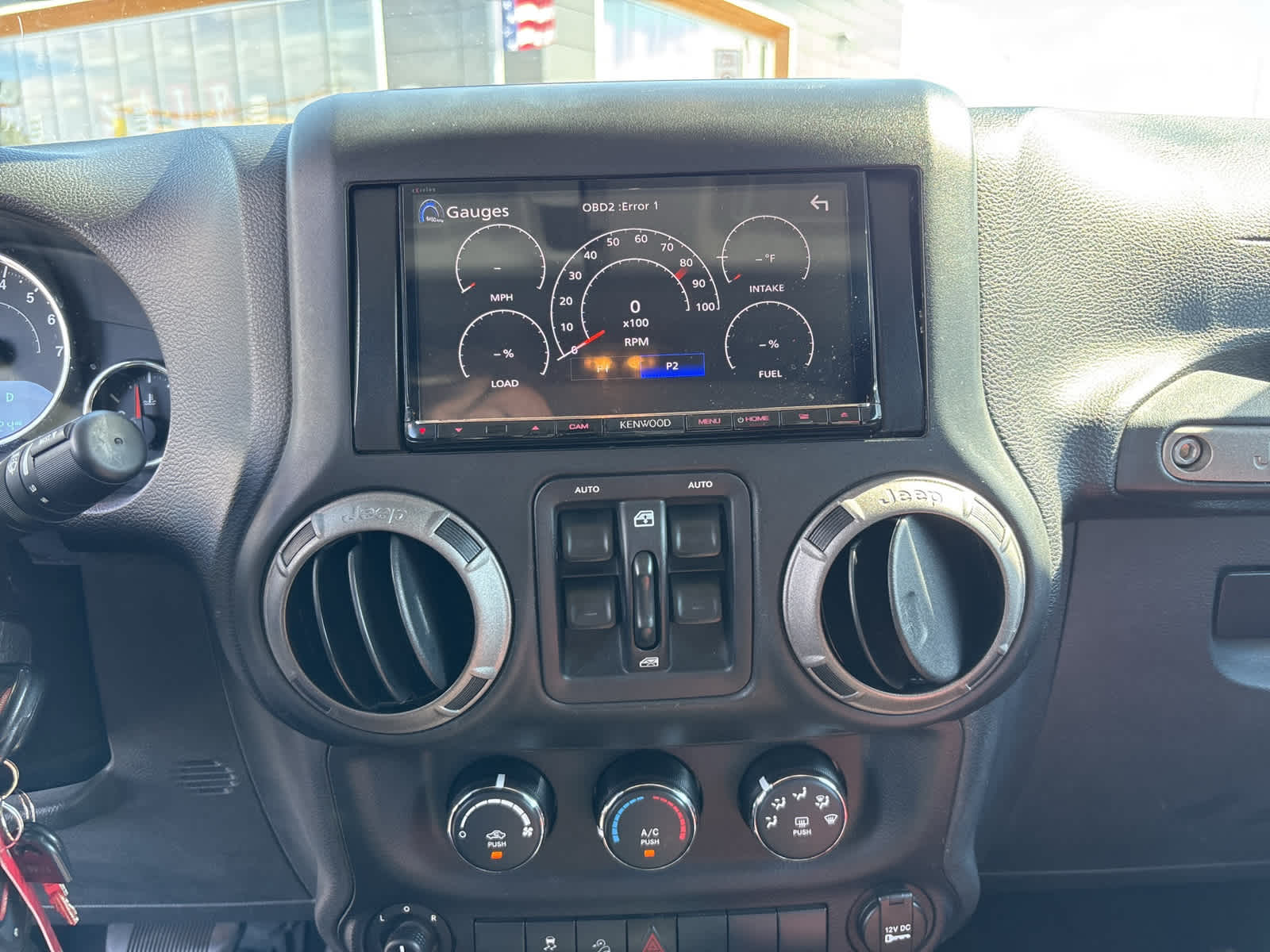 Thumbnail: 2016 Jeep Wrangler - 13